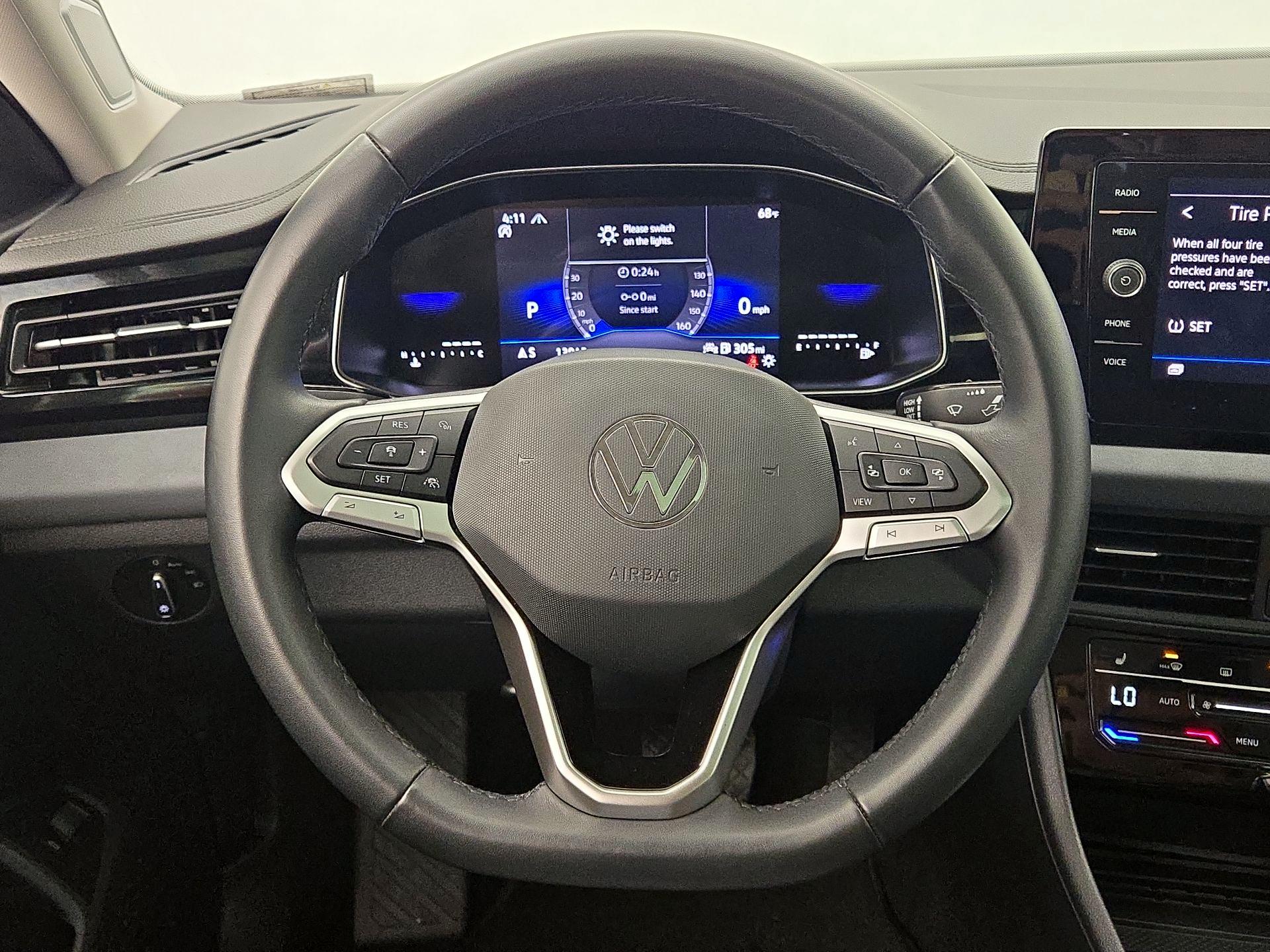 Thumbnail: 2025 Volkswagen Jetta - 10