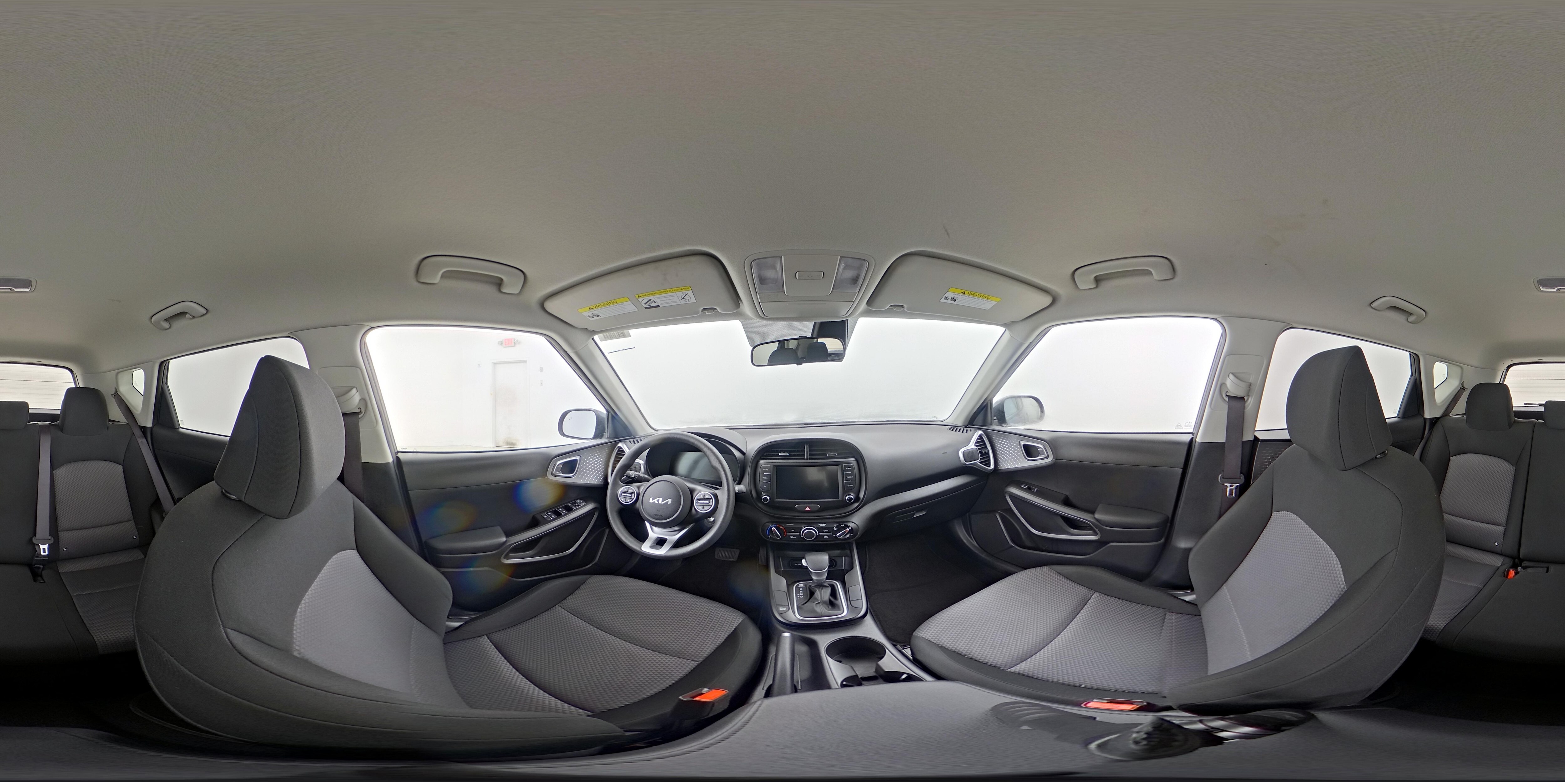 2025 Kia Soul LX - Photo 24
