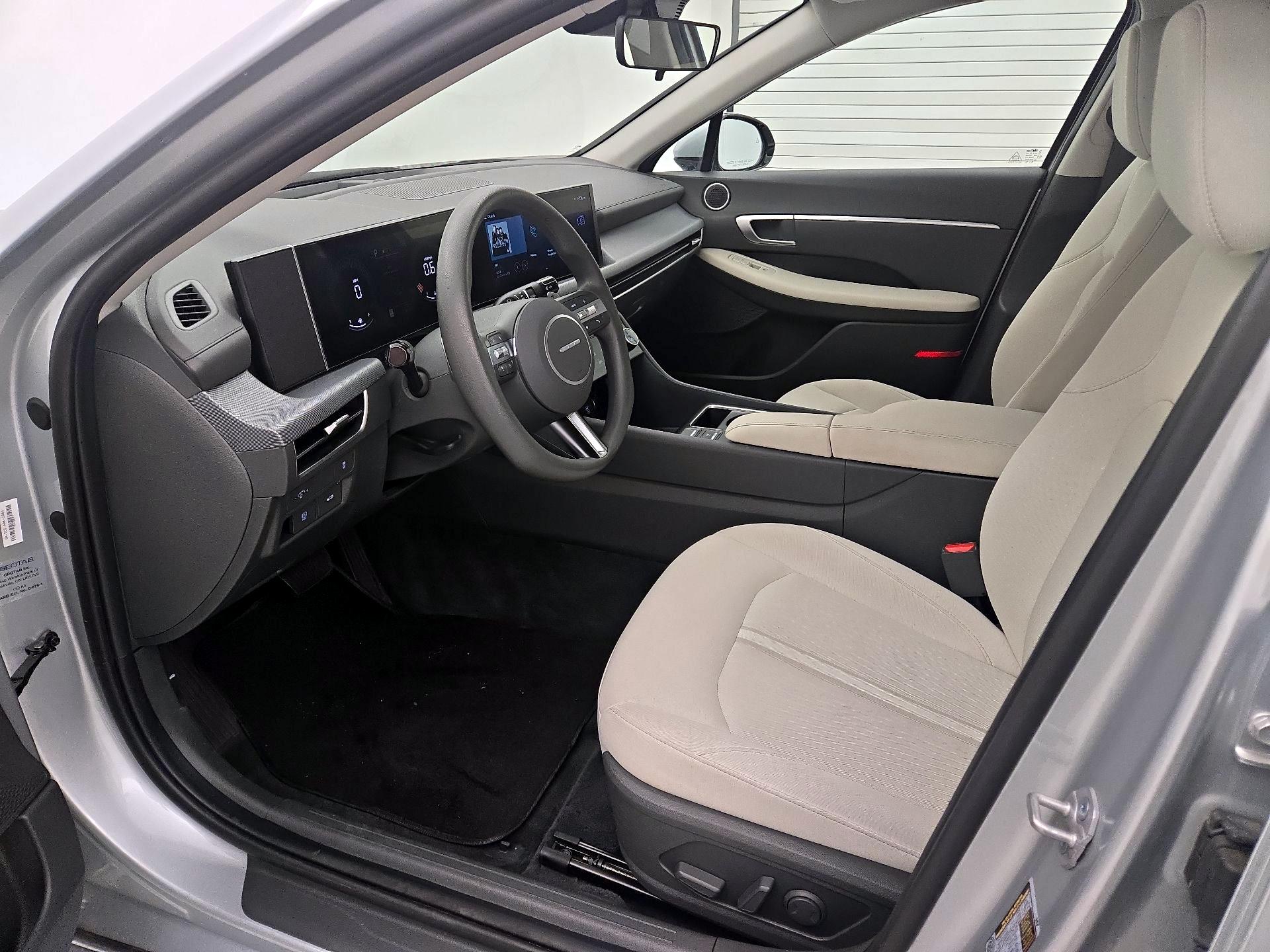 Thumbnail: 2025 Hyundai Sonata - 11