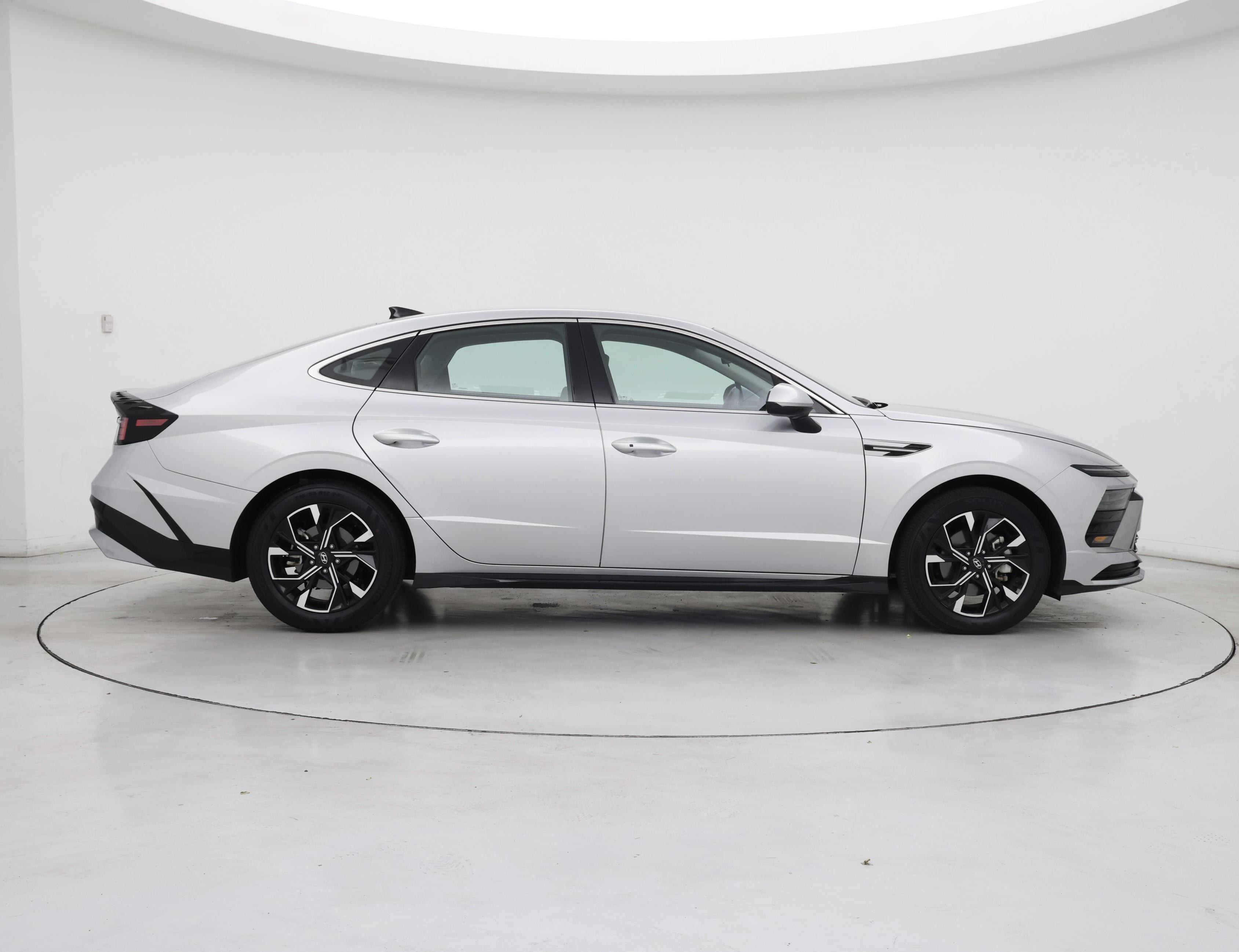 Thumbnail: 2025 Hyundai Sonata - 7