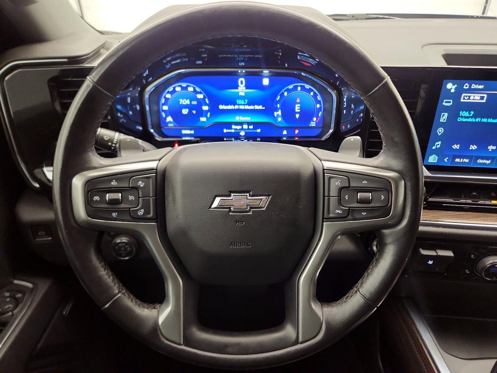 2023 Chevrolet Silverado 1500 RST - Photo 11