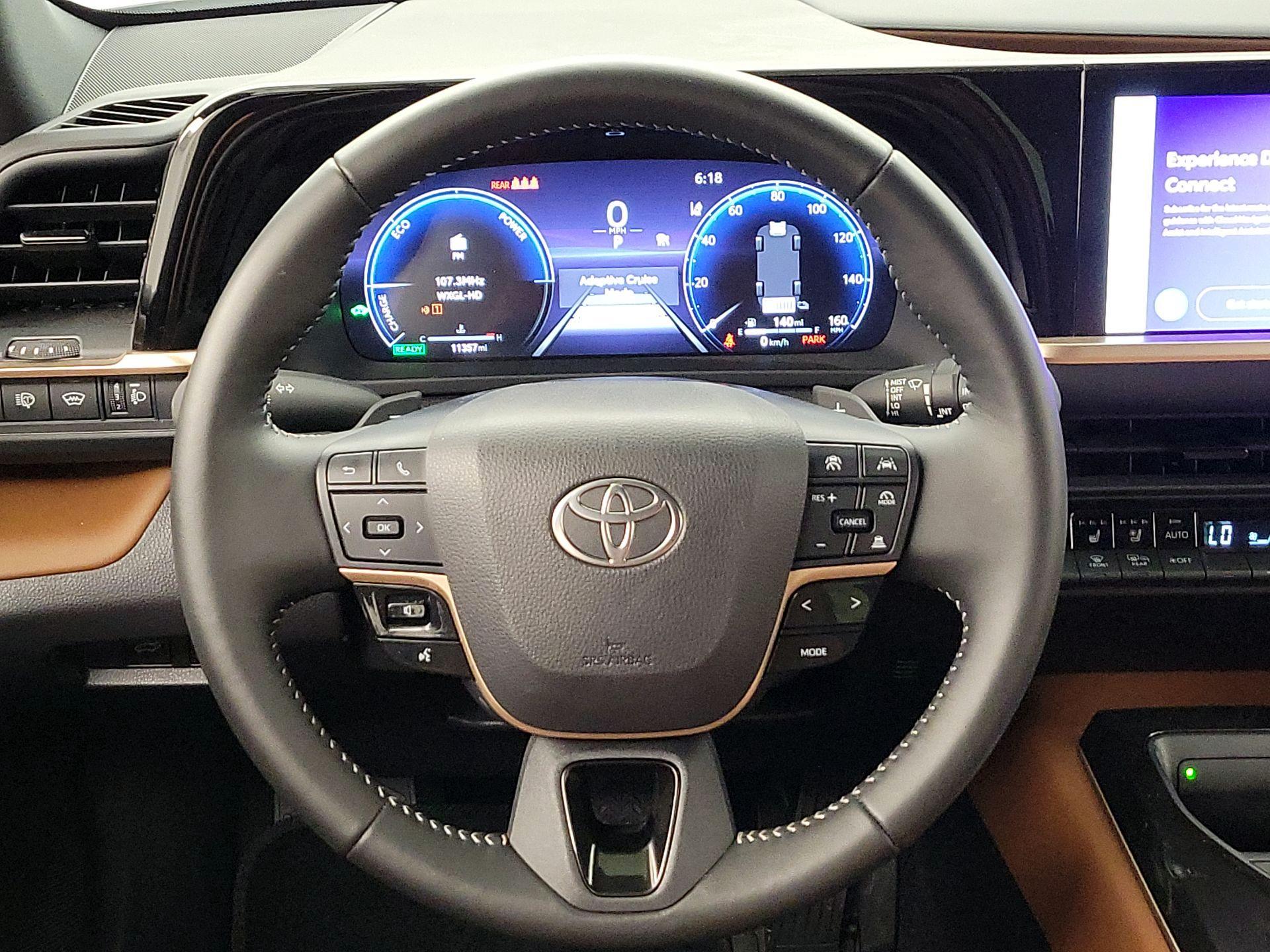 Thumbnail: 2025 Toyota Crown Signia - 10