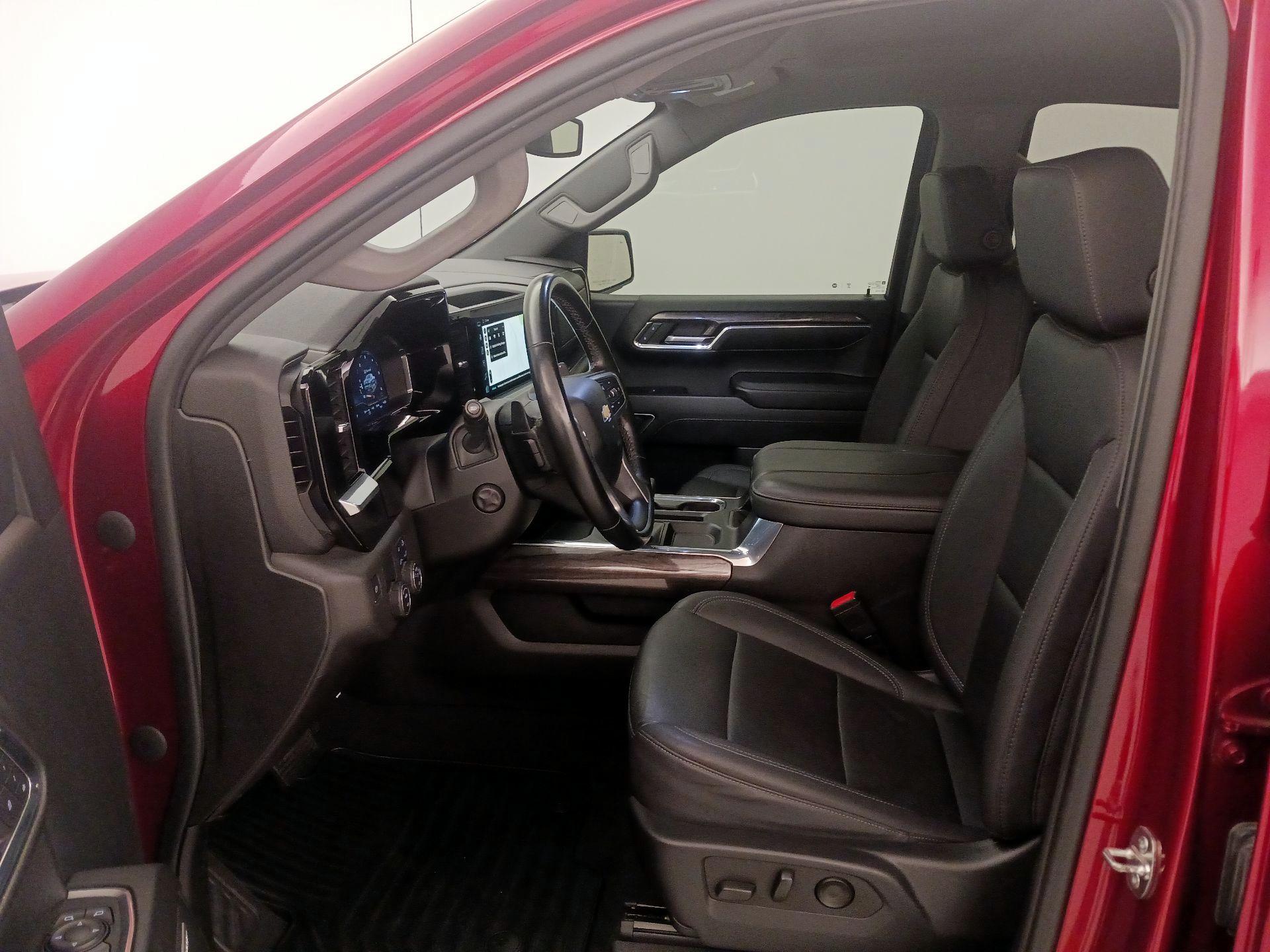 Thumbnail: 2023 Chevrolet Silverado 1500 - 11