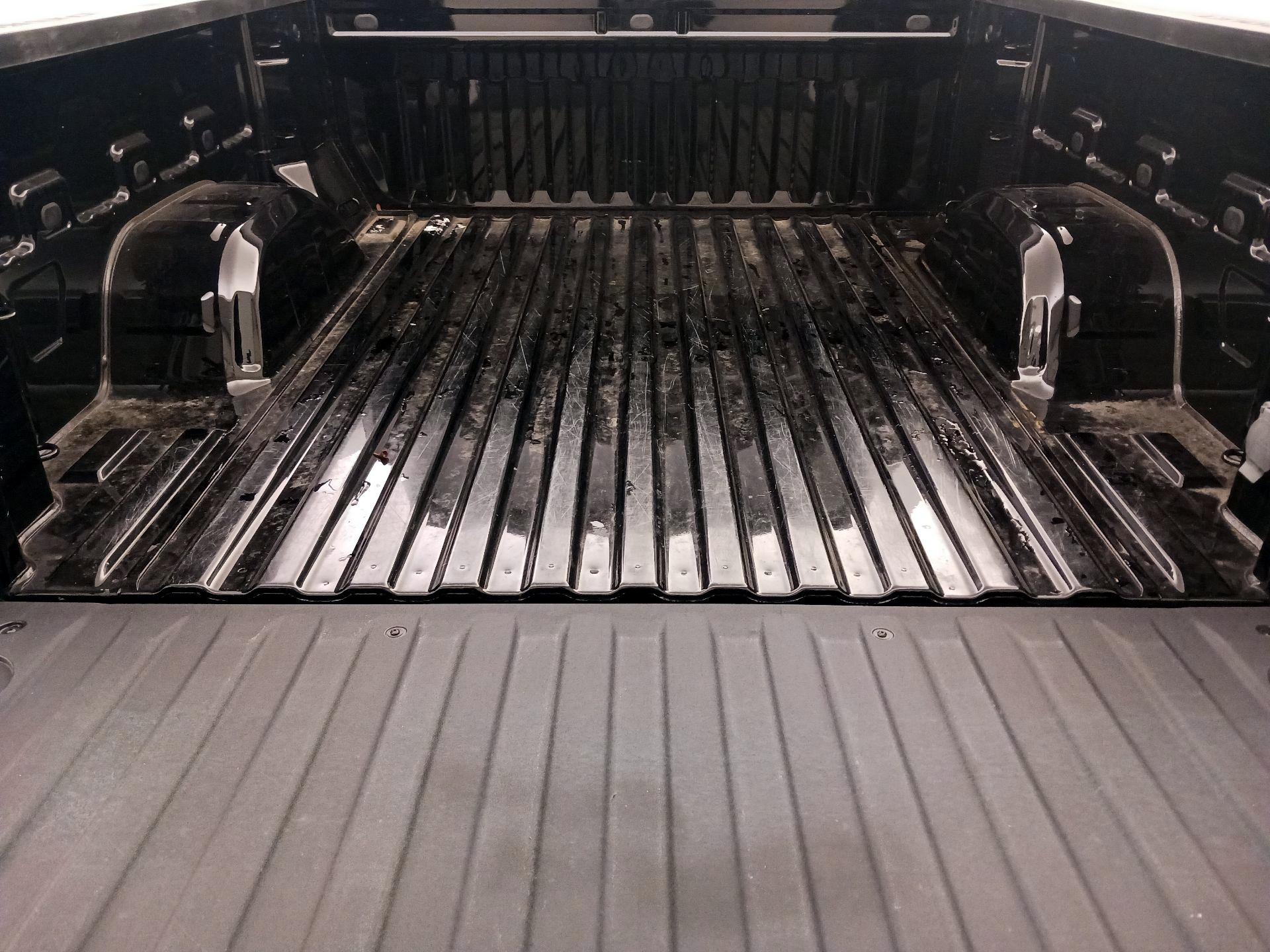 Thumbnail: 2022 Chevrolet Silverado 1500 - 20