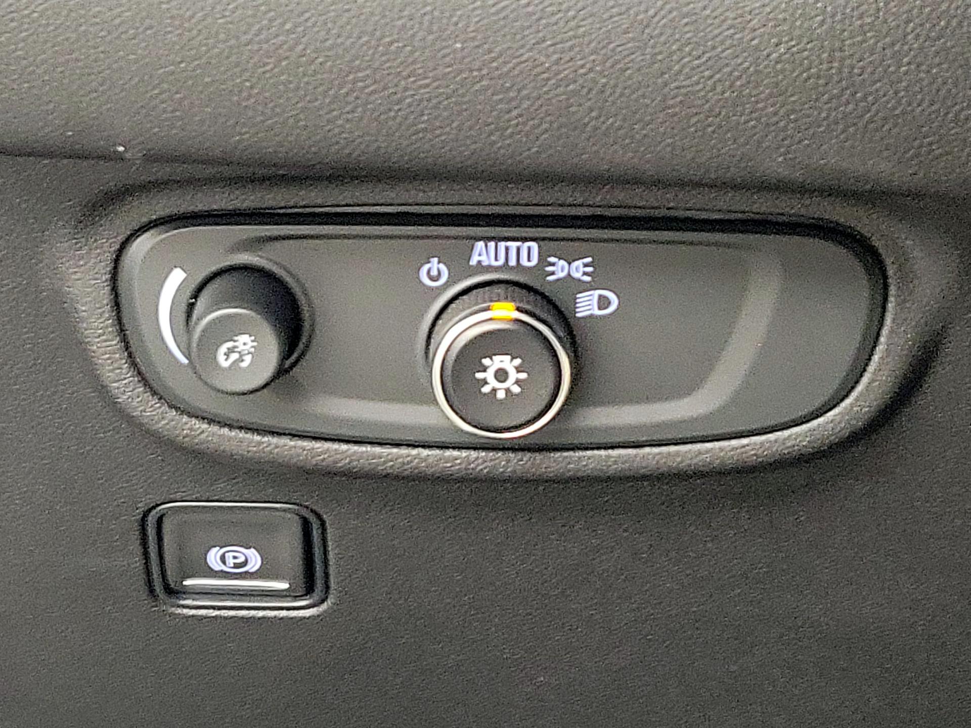 Thumbnail: 2023 GMC Terrain - 13