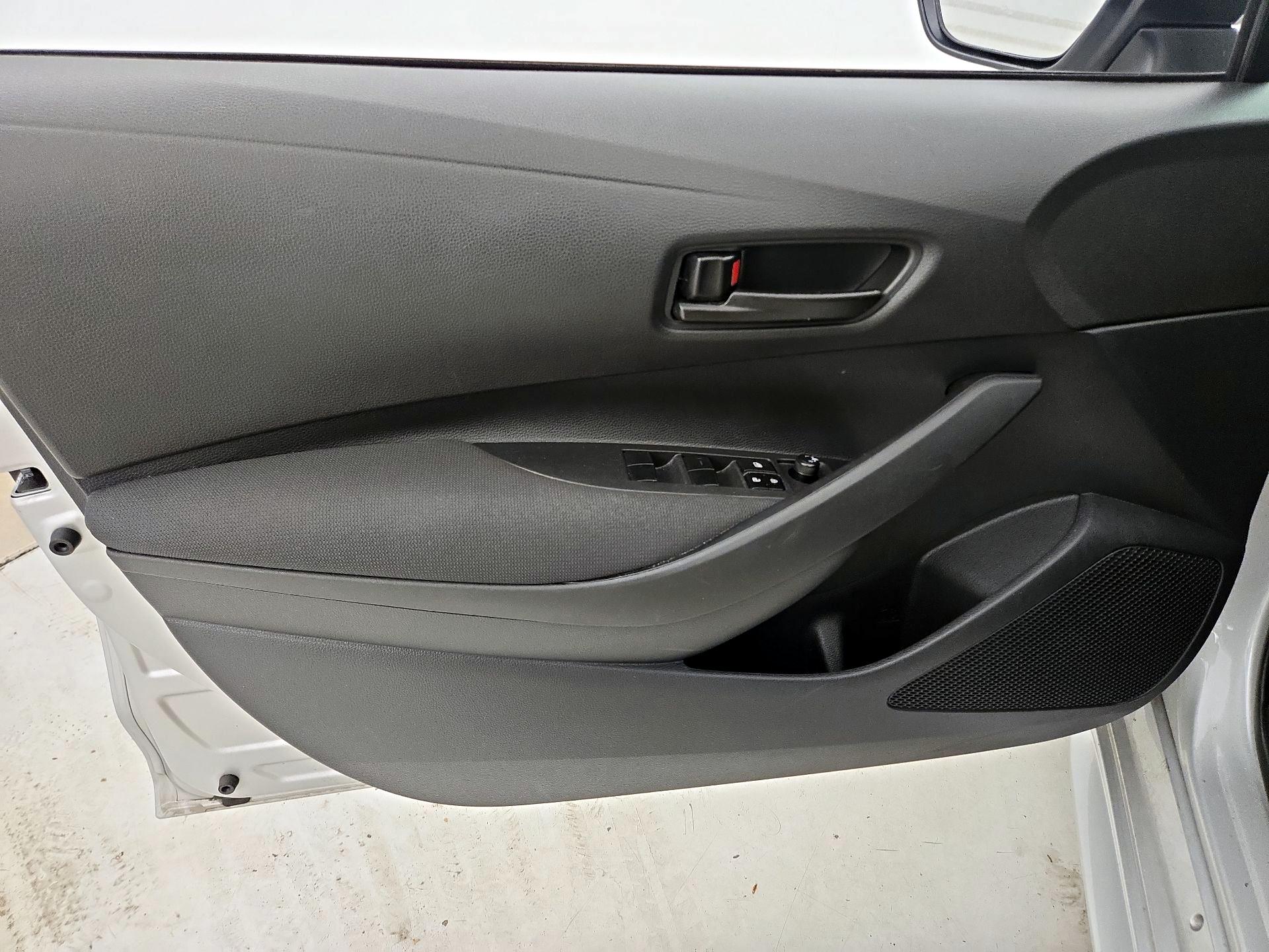 Thumbnail: 2025 Toyota Corolla - 12