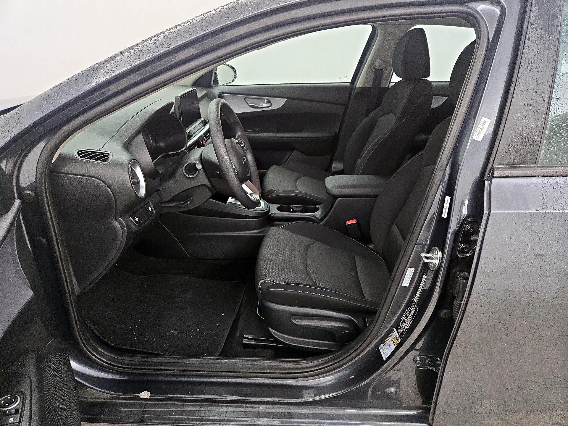 Thumbnail: 2024 Kia Forte - 11