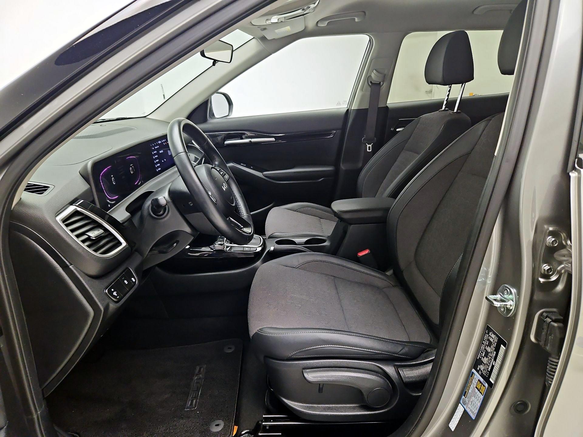 Thumbnail: 2025 Kia Seltos - 11