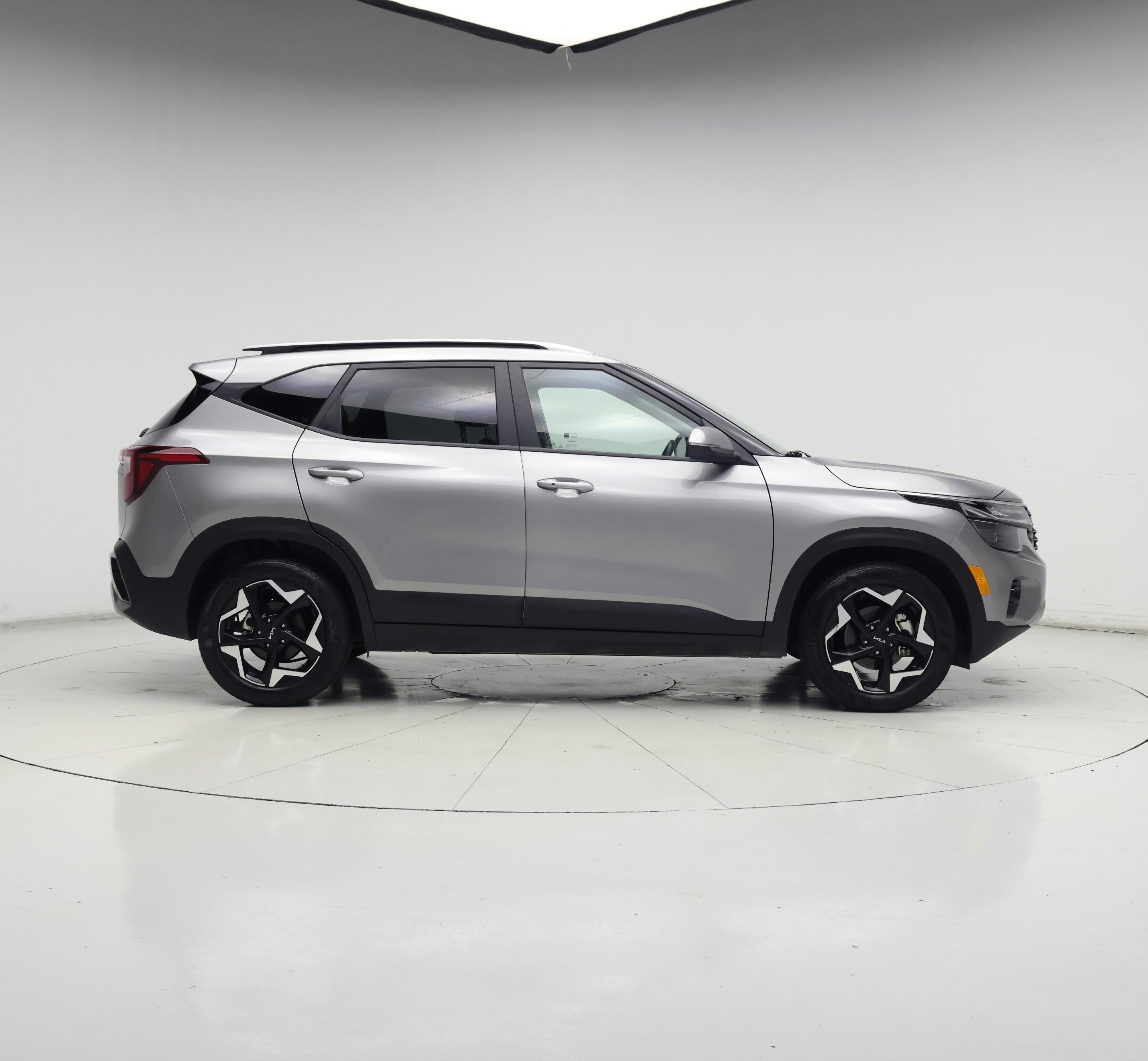 Thumbnail: 2025 Kia Seltos - 7