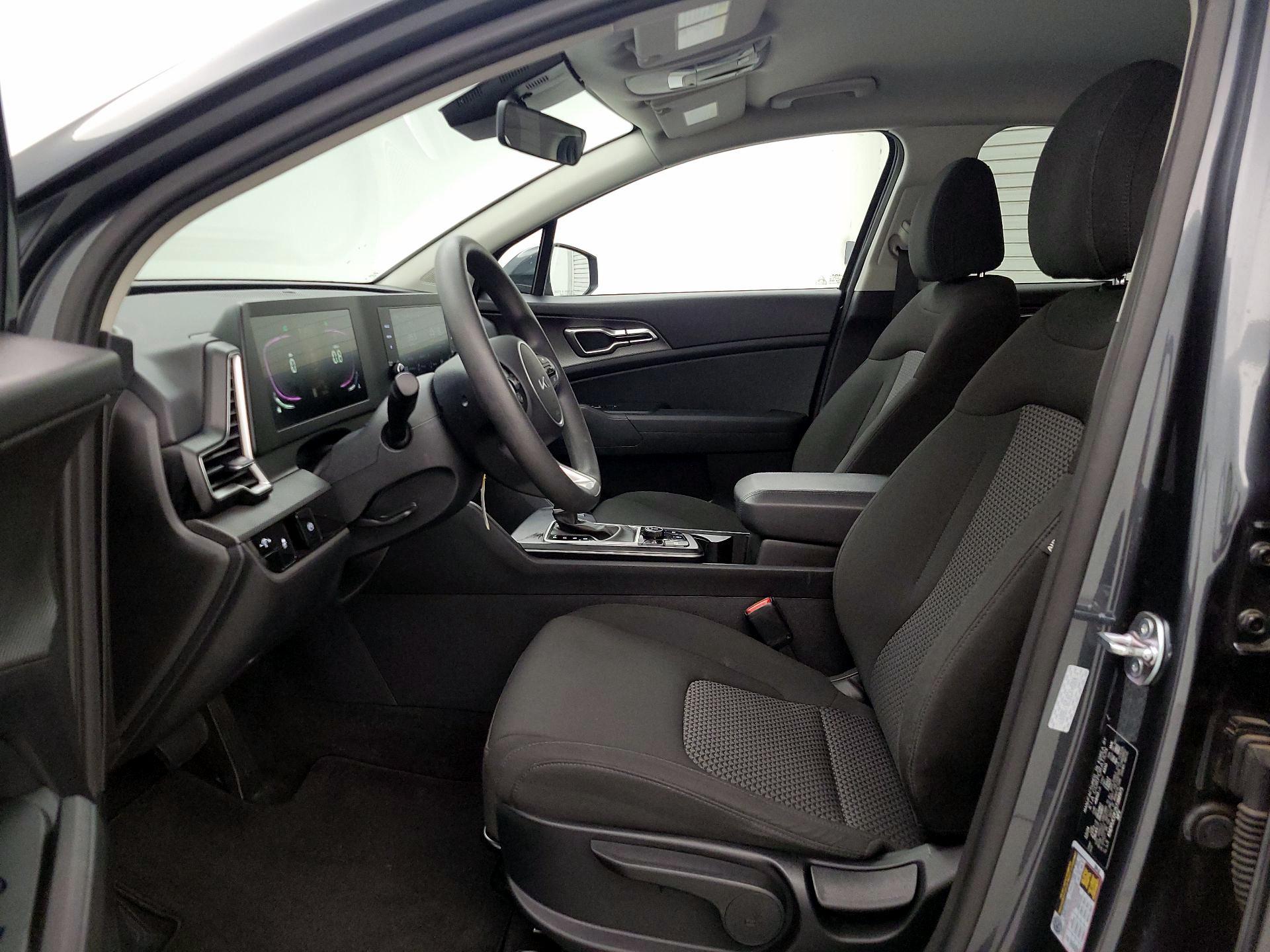 Thumbnail: 2025 Kia Sportage - 11