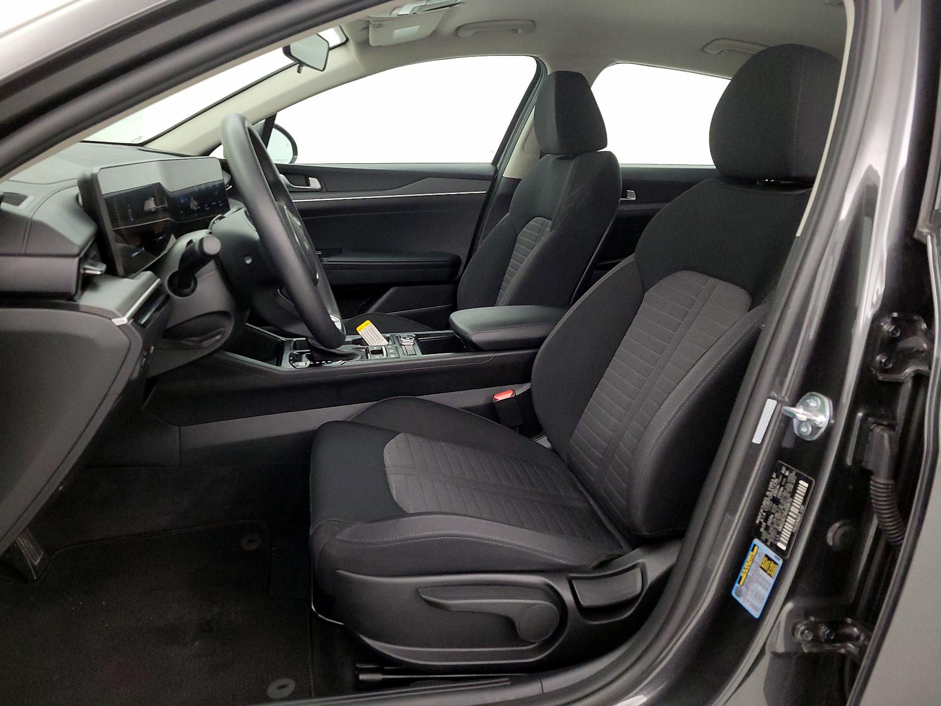 Thumbnail: 2025 Kia K5 - 11