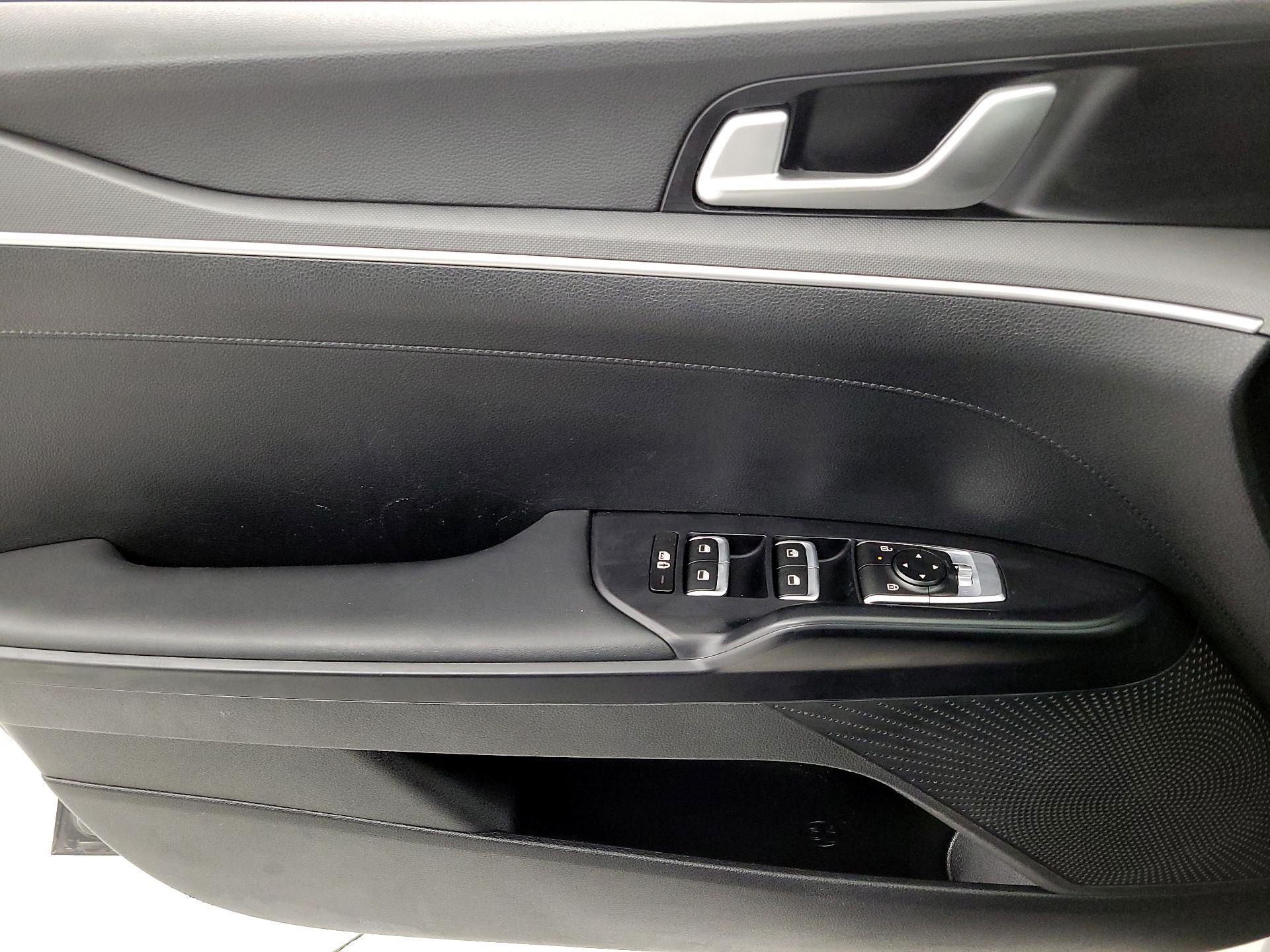 Thumbnail: 2025 Kia K5 - 12