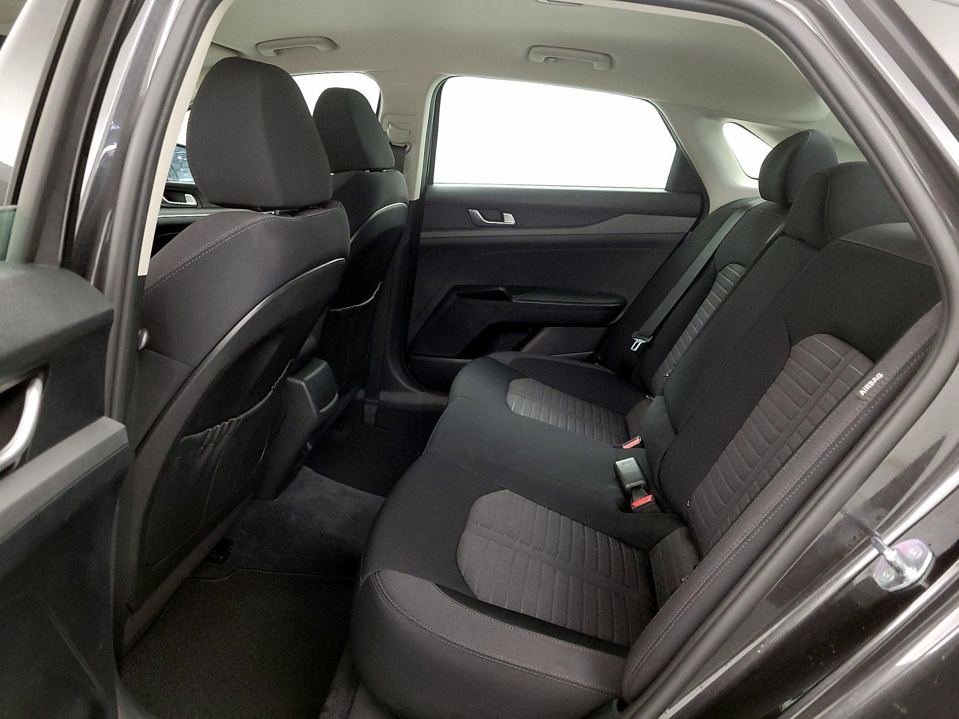 Thumbnail: 2025 Kia K5 - 19