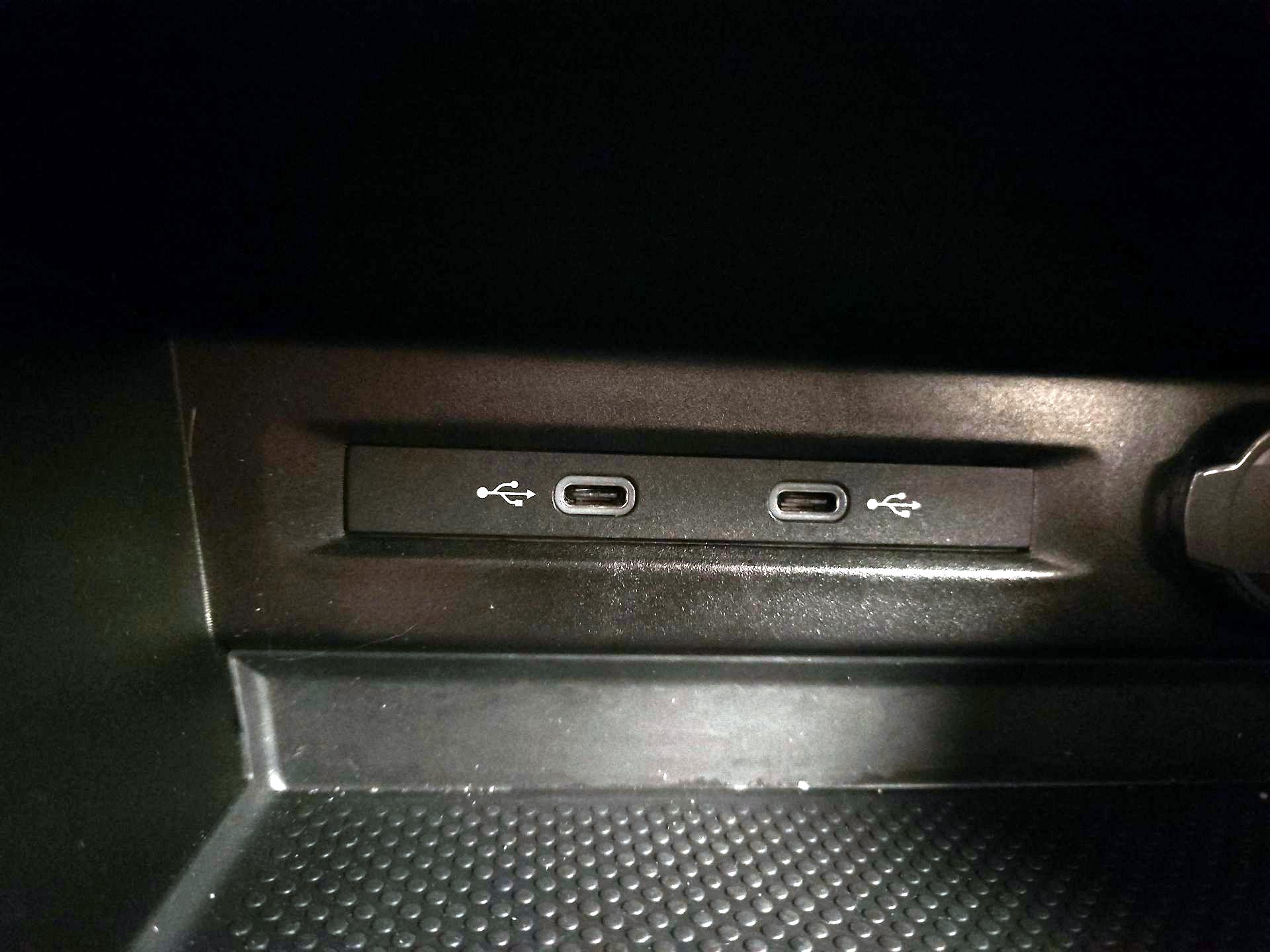 Thumbnail: 2025 Volkswagen Taos - 18