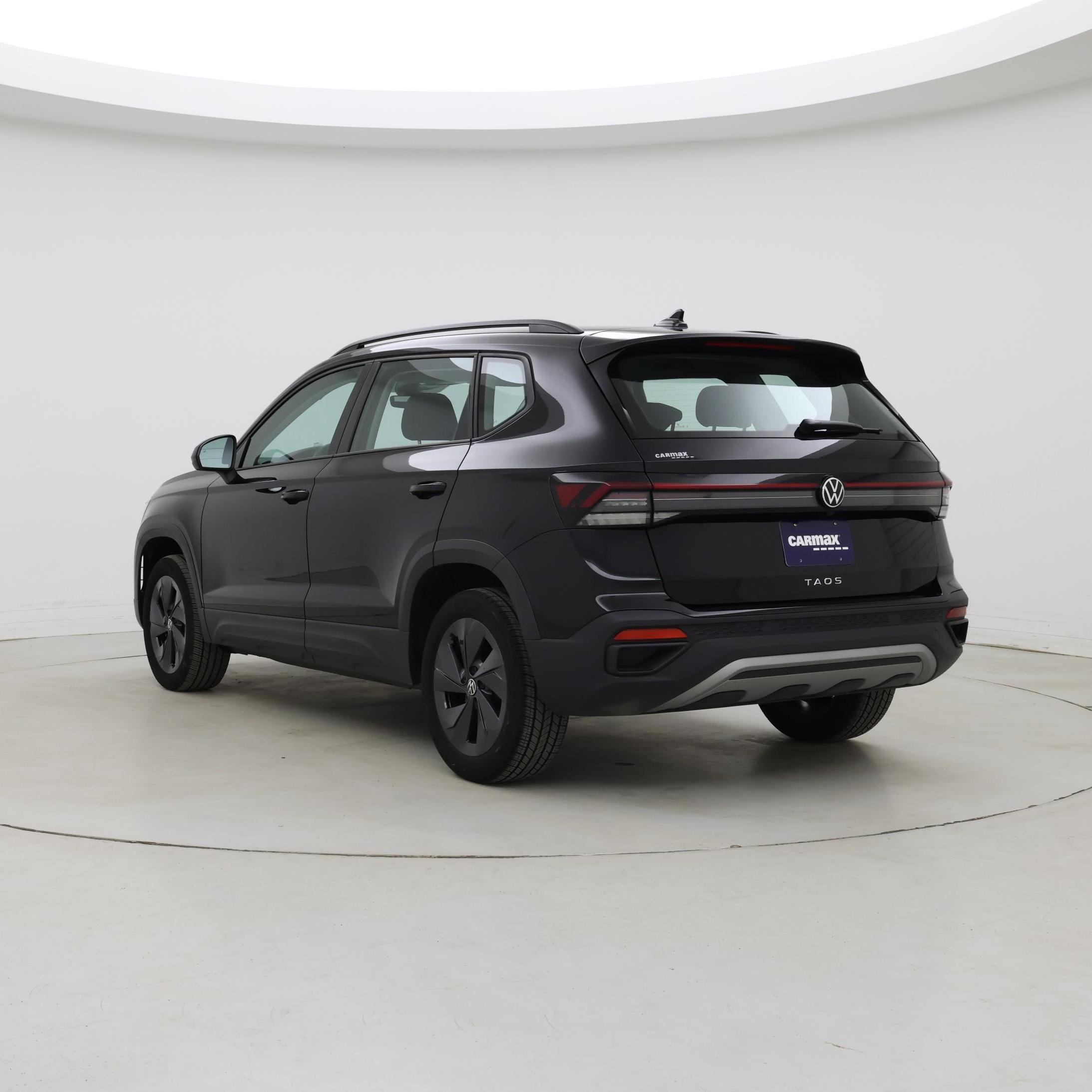 Thumbnail: 2025 Volkswagen Taos - 2