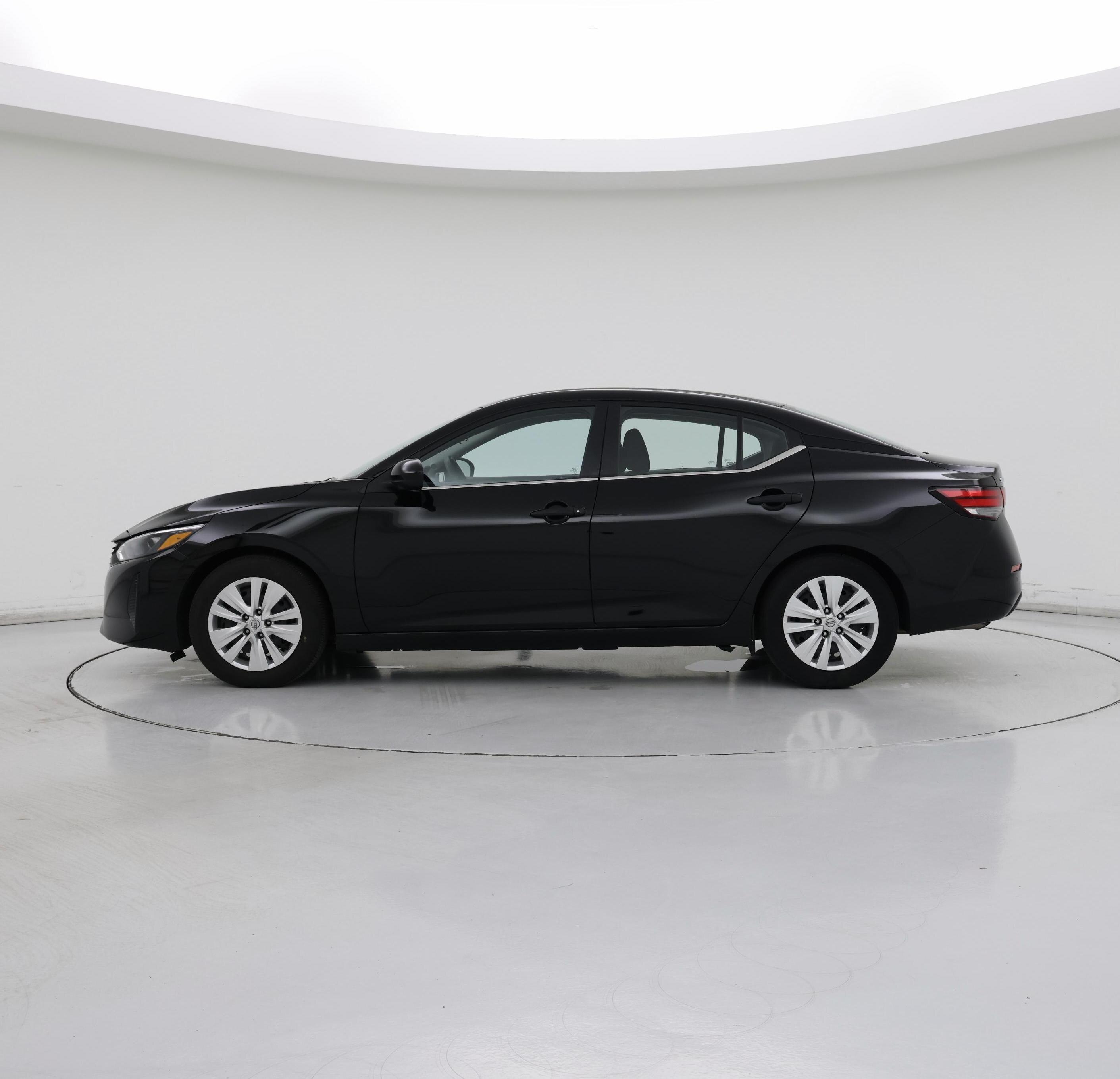 Thumbnail: 2025 Nissan Sentra - 3