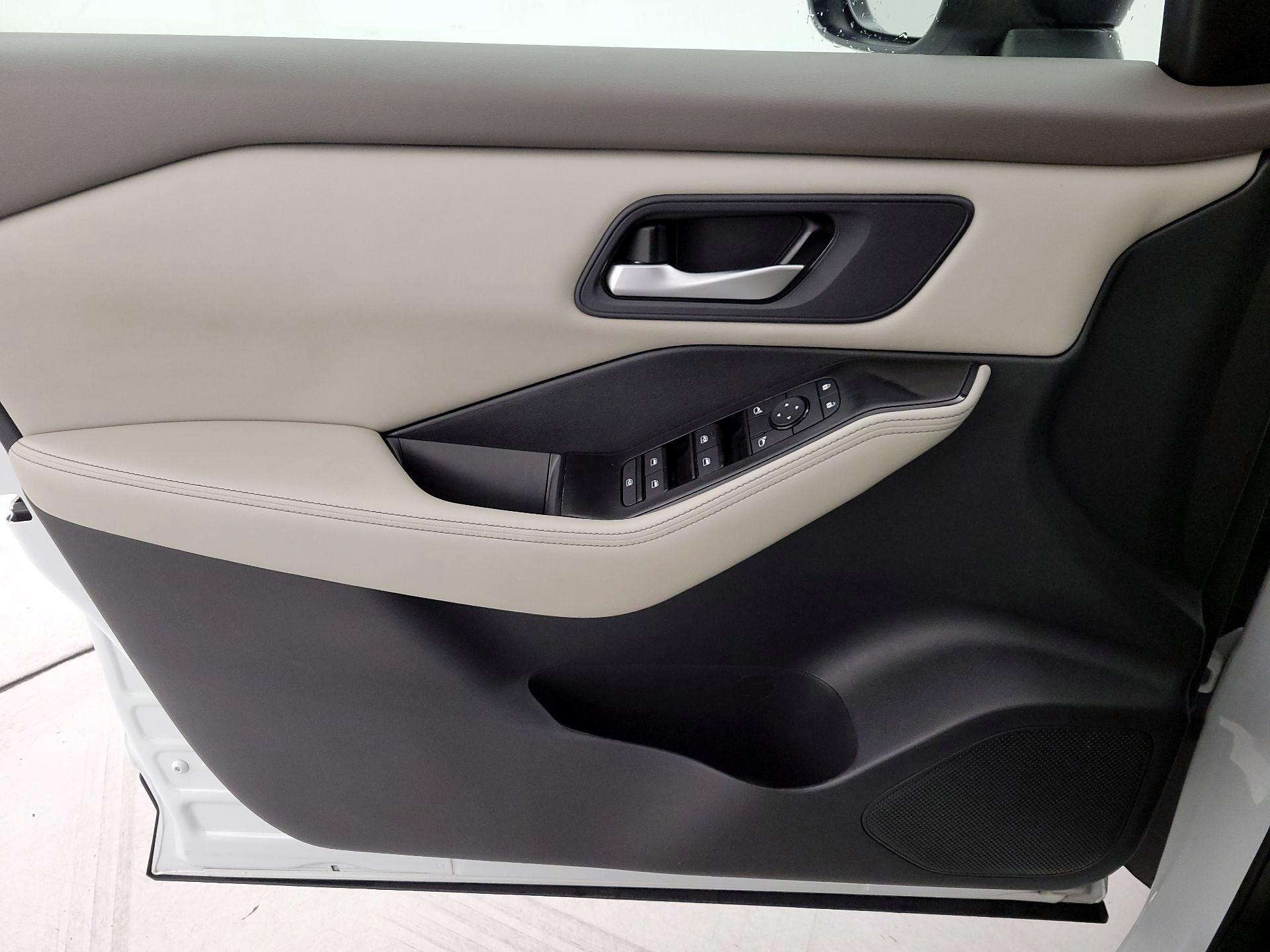 Thumbnail: 2025 Nissan Rogue - 12