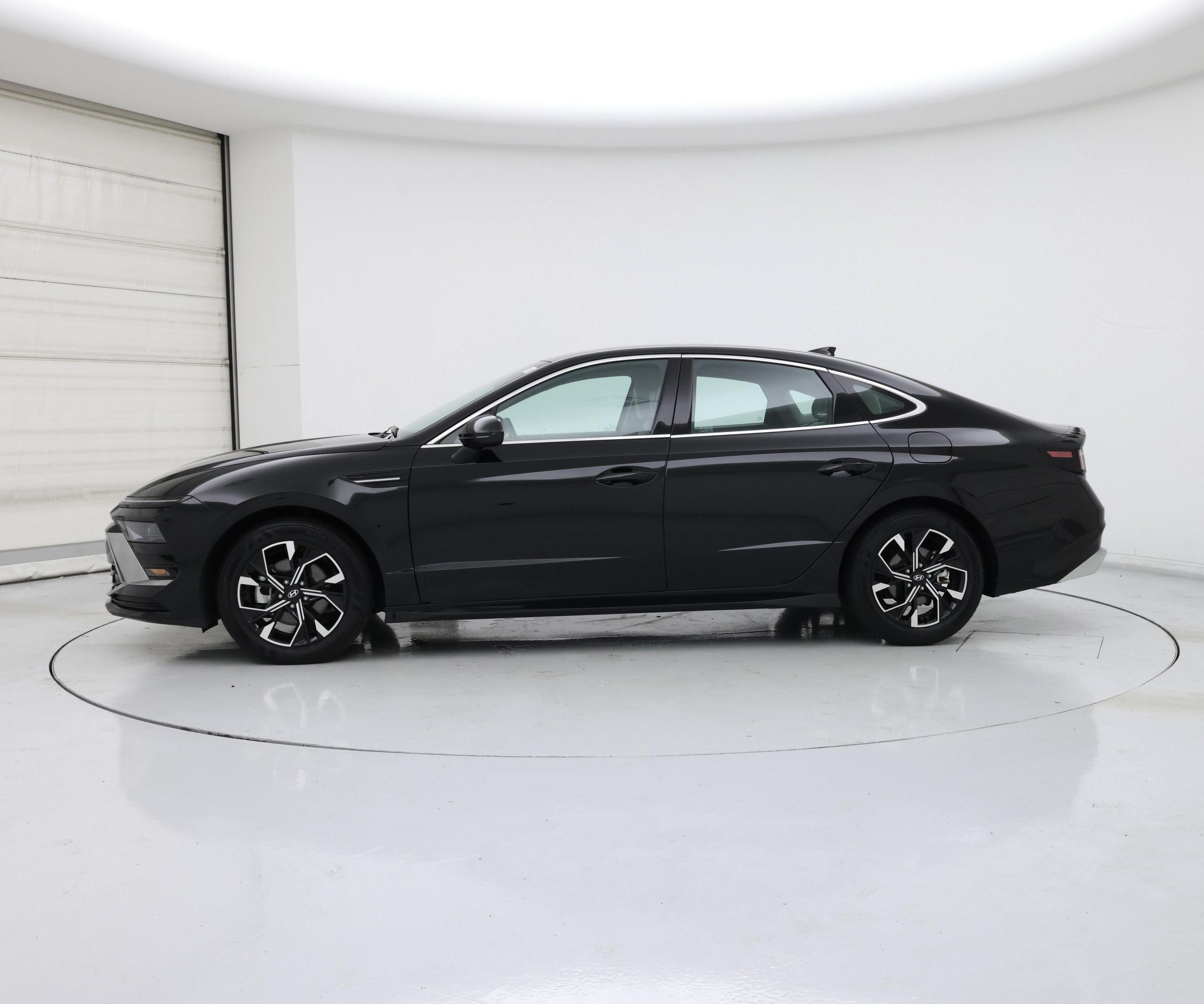 Thumbnail: 2025 Hyundai Sonata - 3