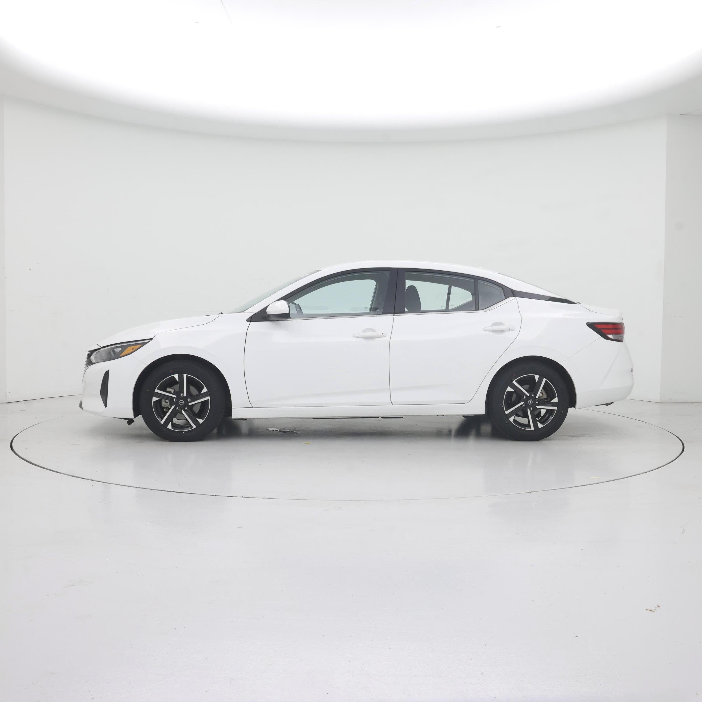 Thumbnail: 2025 Nissan Sentra - 3