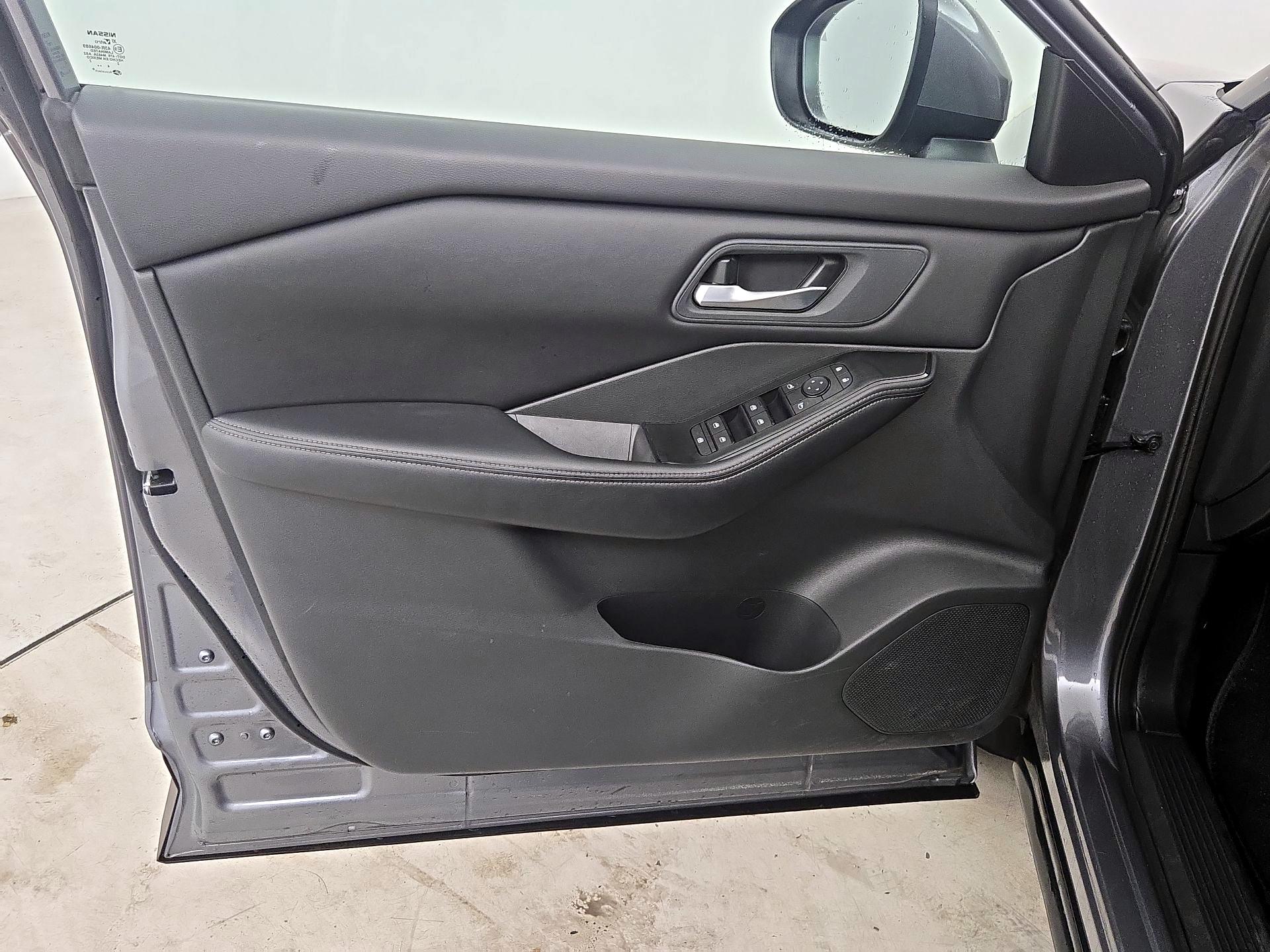 Thumbnail: 2025 Nissan Rogue - 12