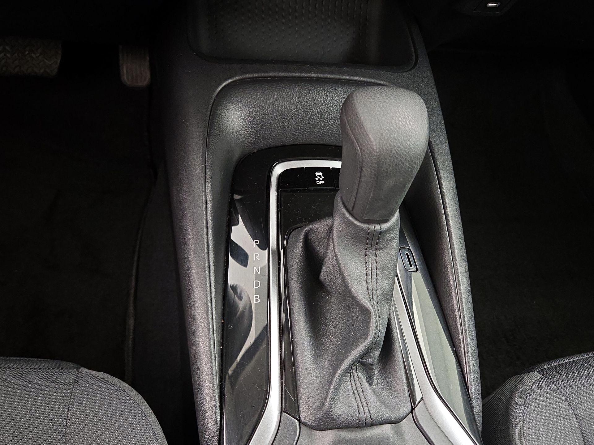 Thumbnail: 2025 Toyota Corolla - 17