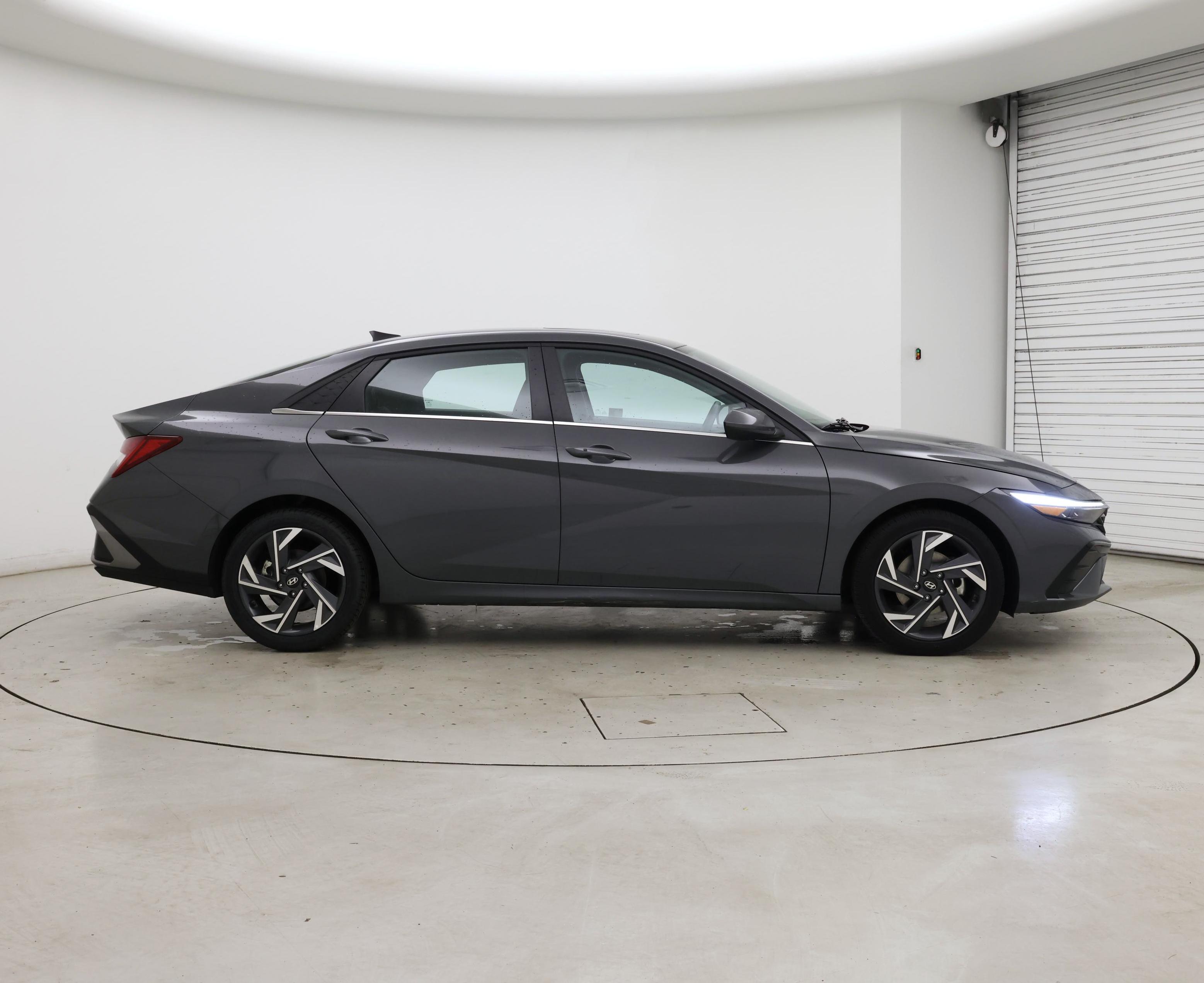 Thumbnail: 2025 Hyundai Elantra - 7