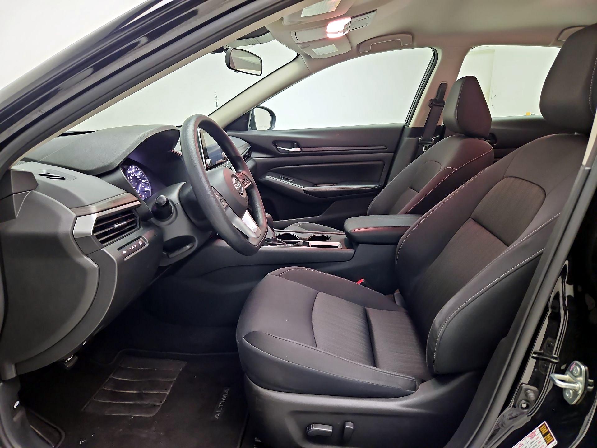 Thumbnail: 2025 Nissan Altima - 11