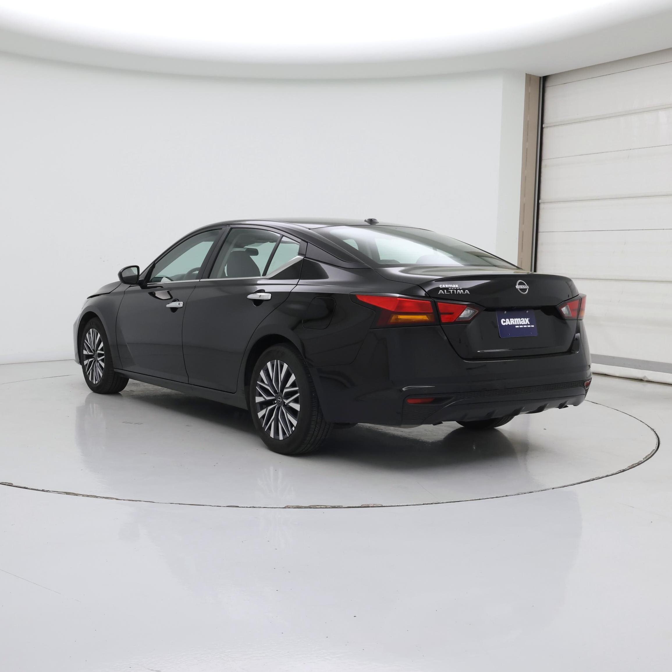 Thumbnail: 2025 Nissan Altima - 2