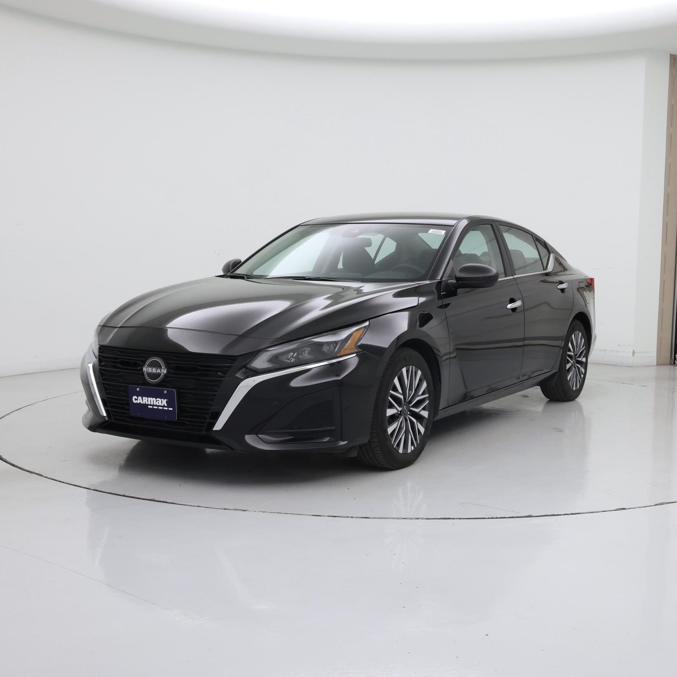 Thumbnail: 2025 Nissan Altima - 4