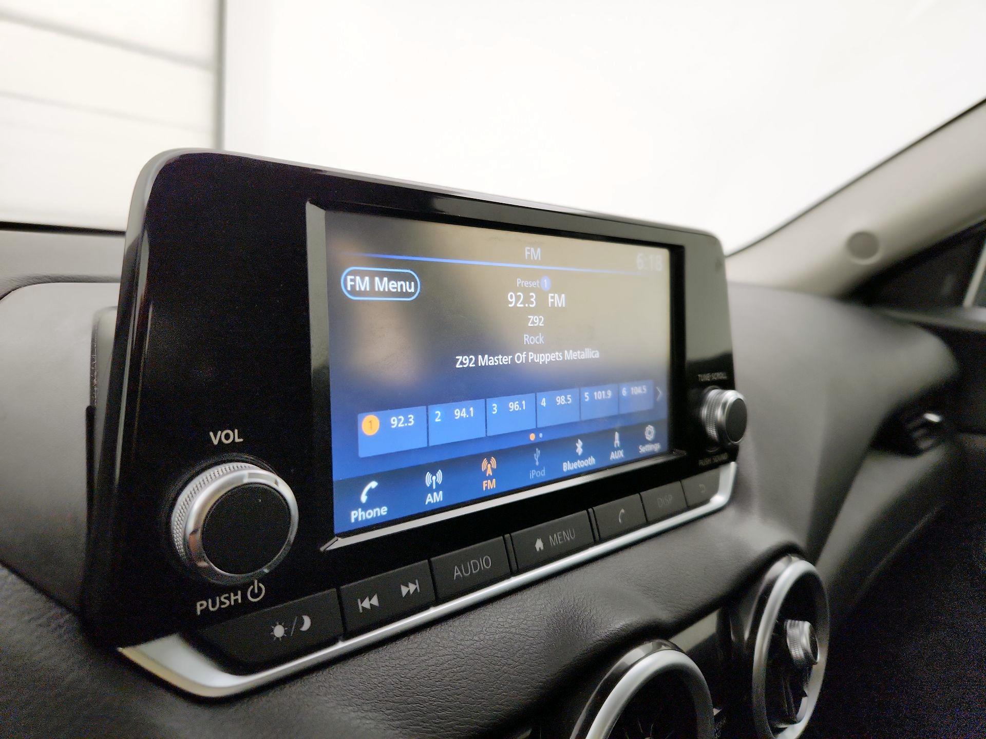 Thumbnail: 2025 Nissan Sentra - 15