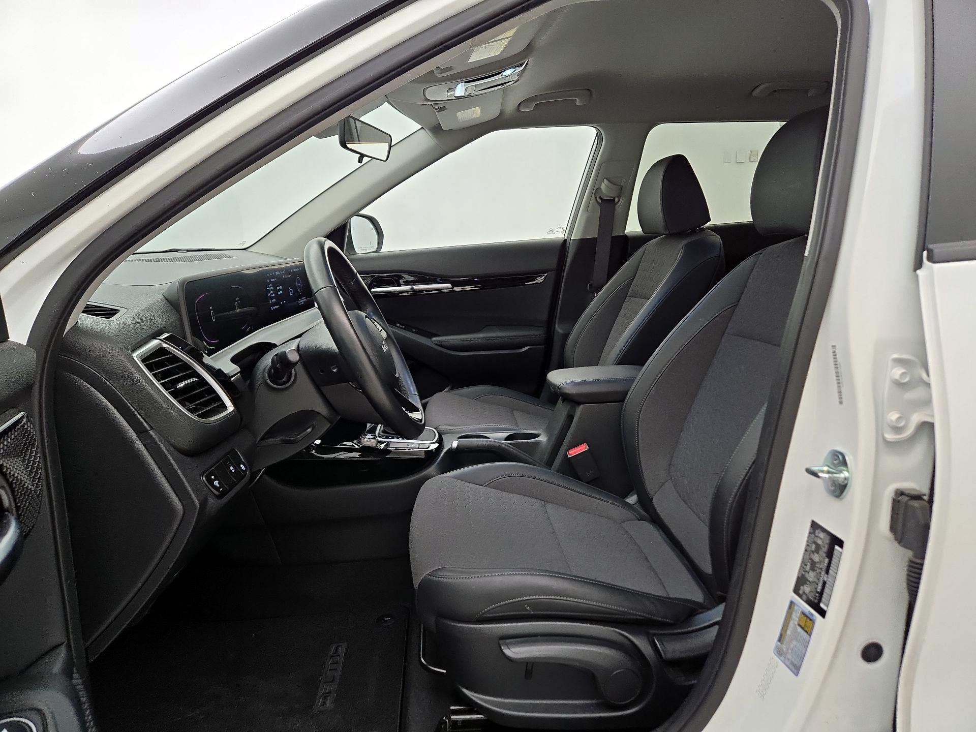 Thumbnail: 2025 Kia Seltos - 11