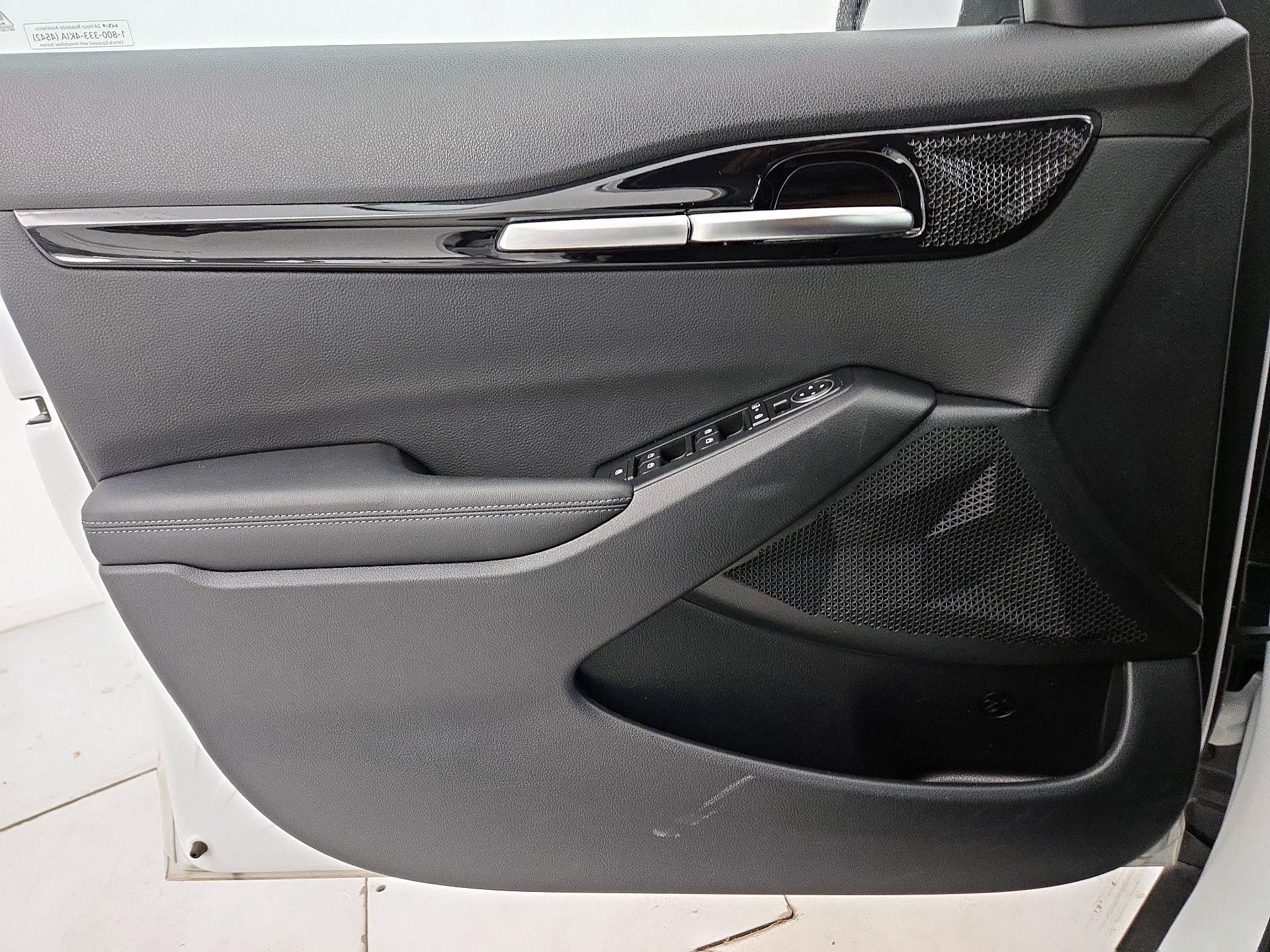 Thumbnail: 2025 Kia Seltos - 12