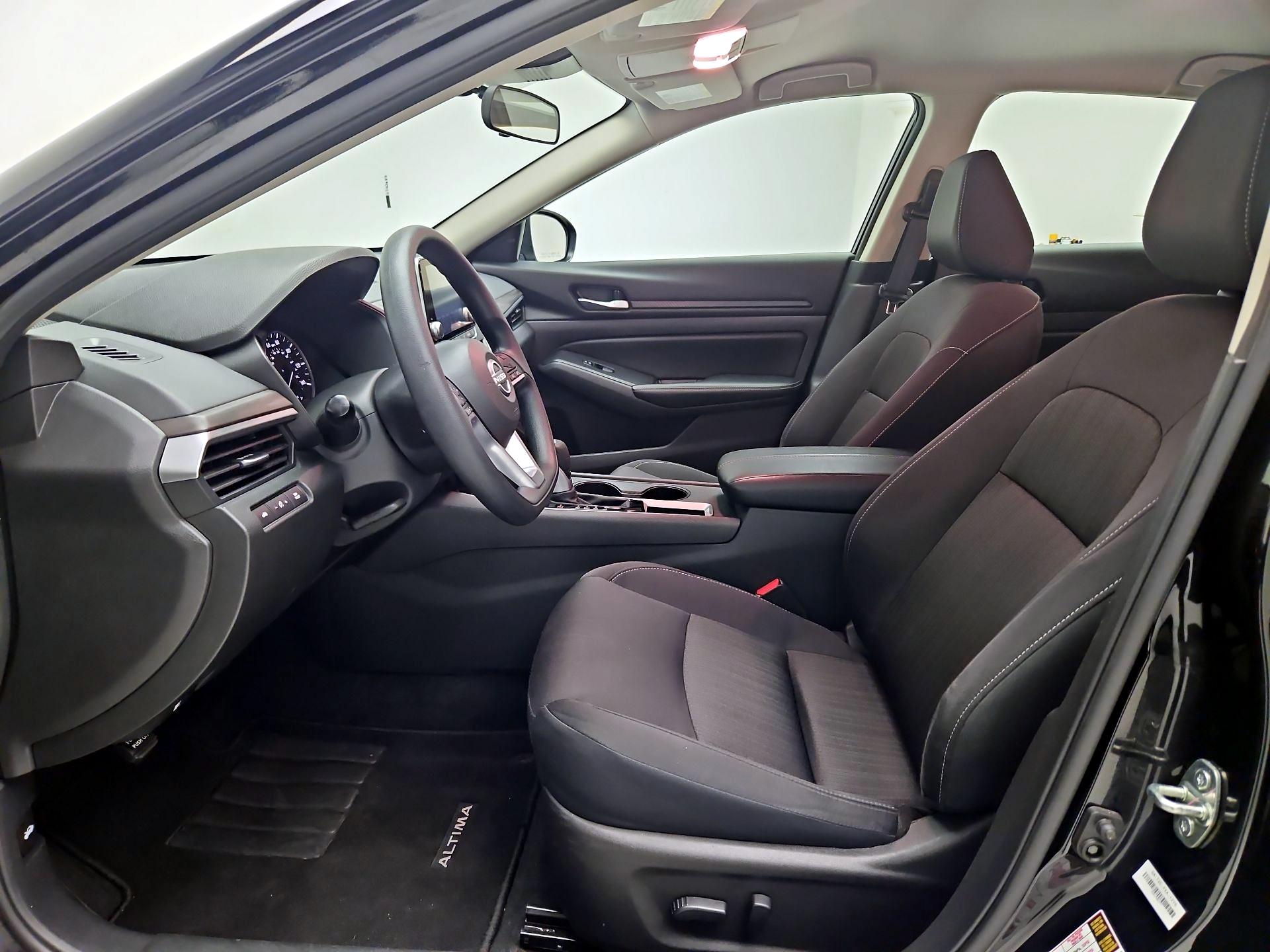 Thumbnail: 2025 Nissan Altima - 11
