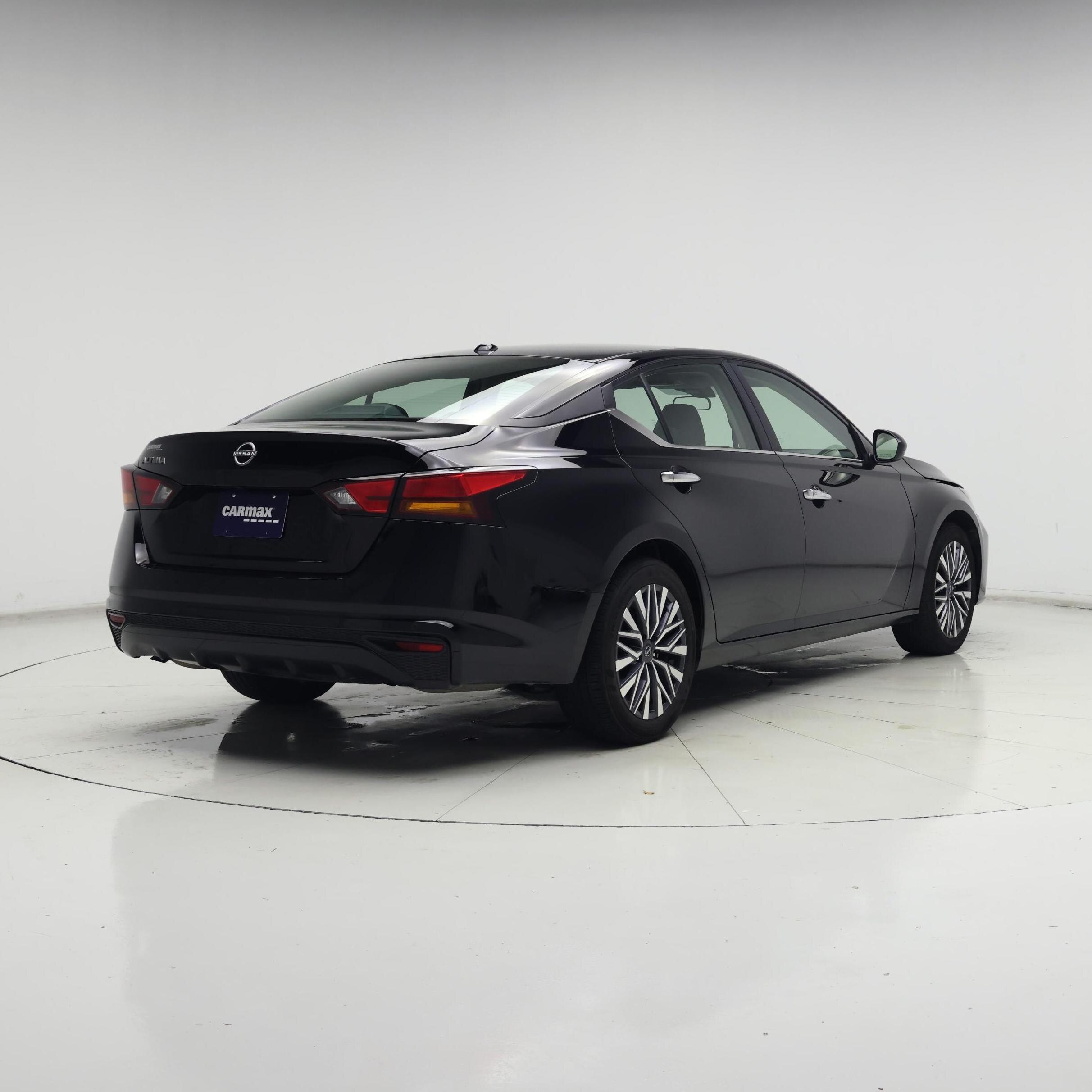 Thumbnail: 2025 Nissan Altima - 8