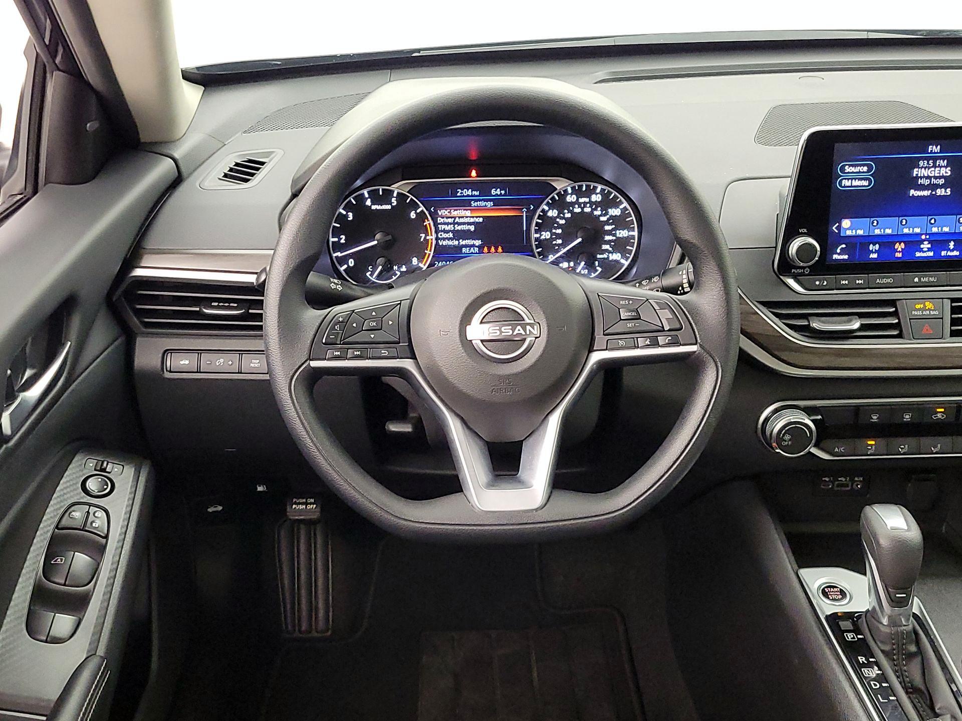 Thumbnail: 2025 Nissan Altima - 10