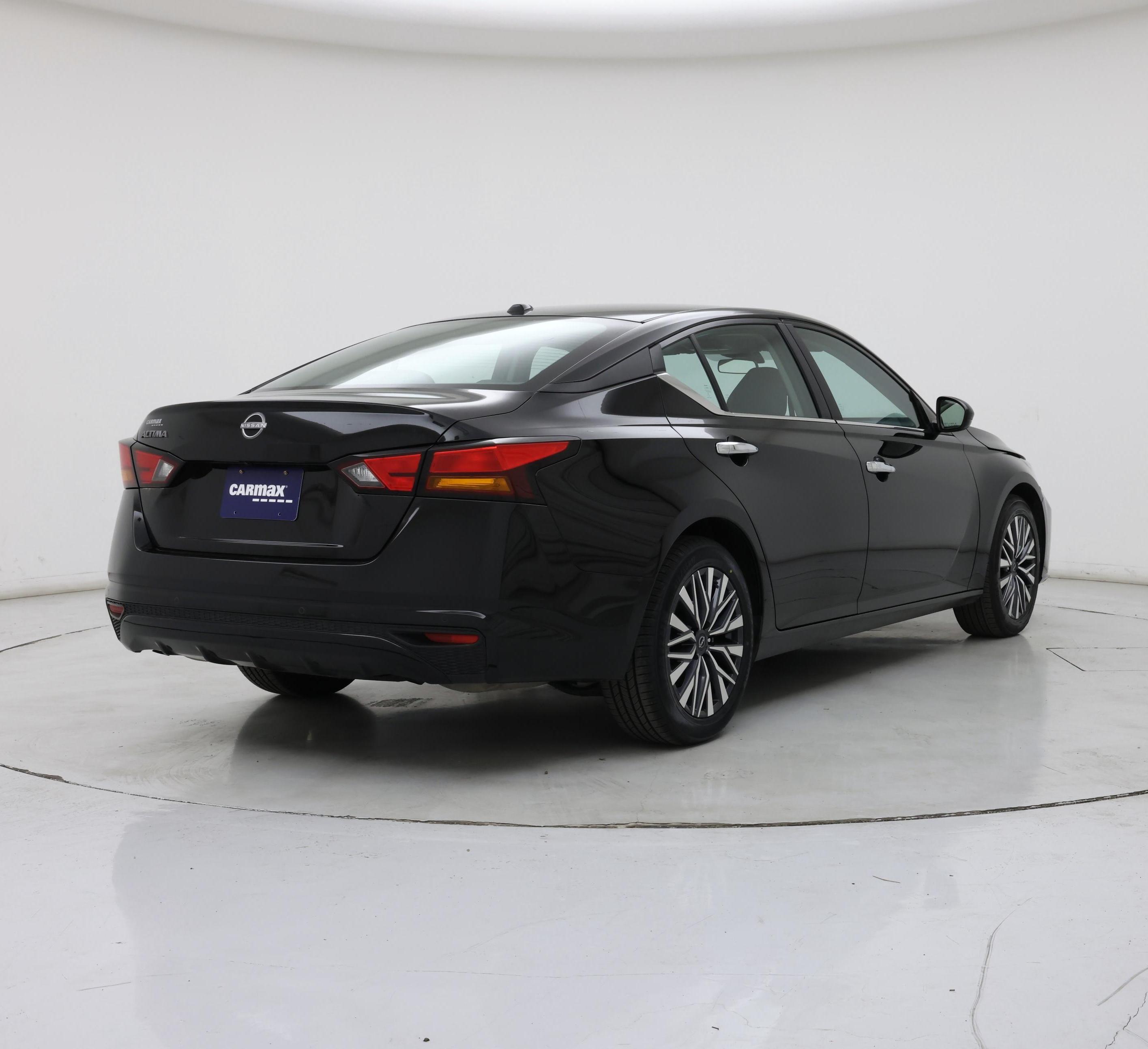 Thumbnail: 2025 Nissan Altima - 8
