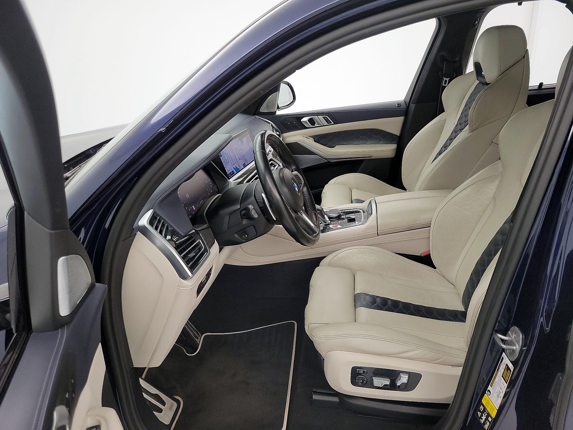Thumbnail: 2022 BMW X5 - 11