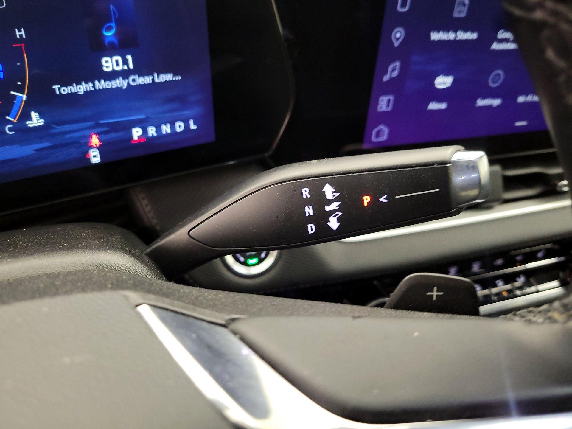 Thumbnail: 2025 Chevrolet Equinox - 18