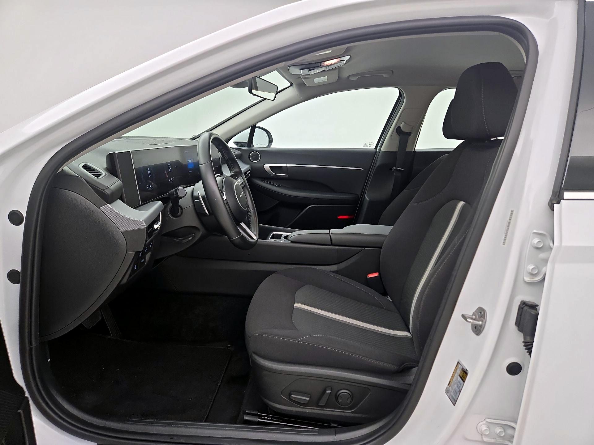 Thumbnail: 2025 Hyundai Sonata - 11