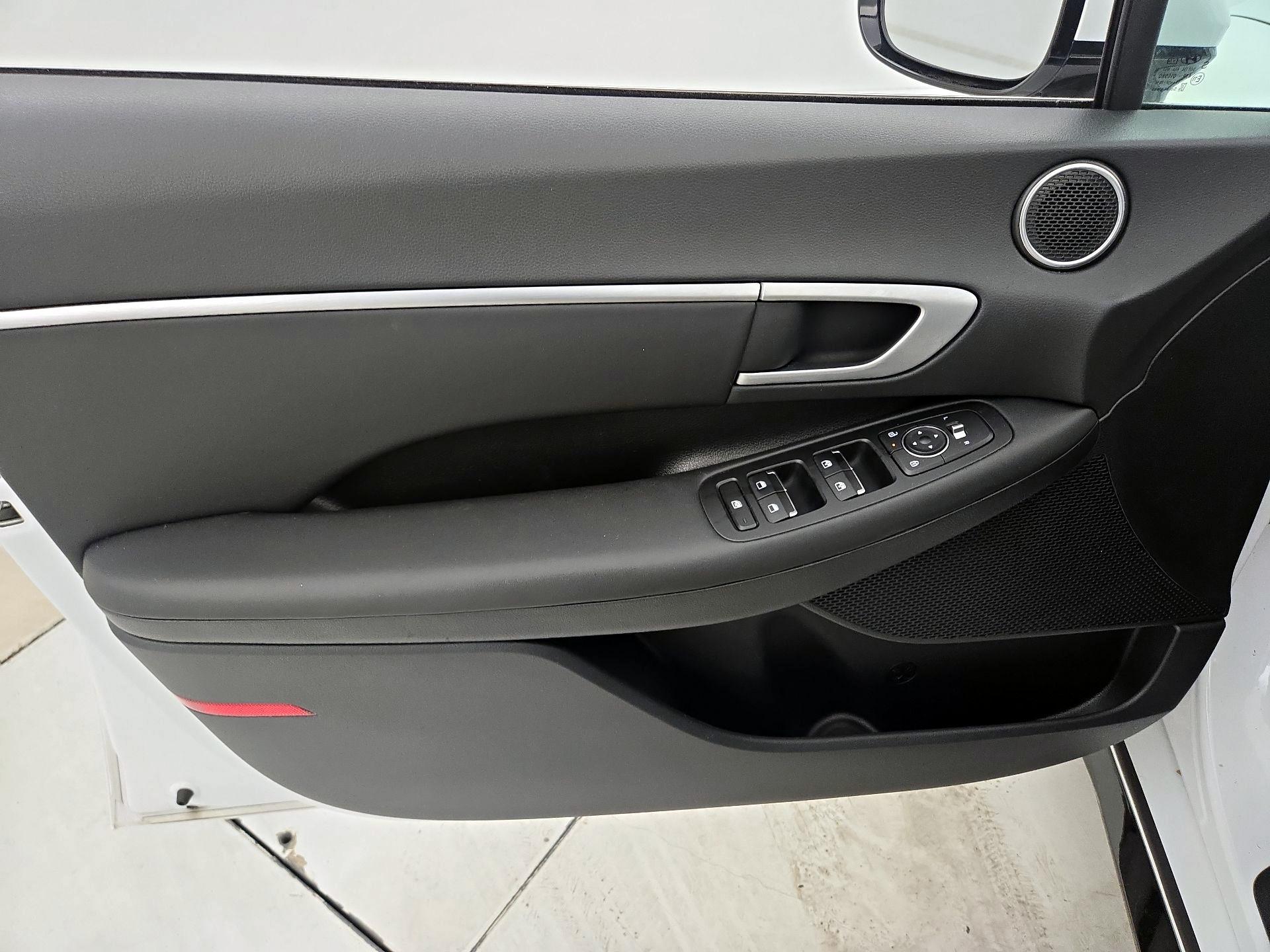 Thumbnail: 2025 Hyundai Sonata - 12