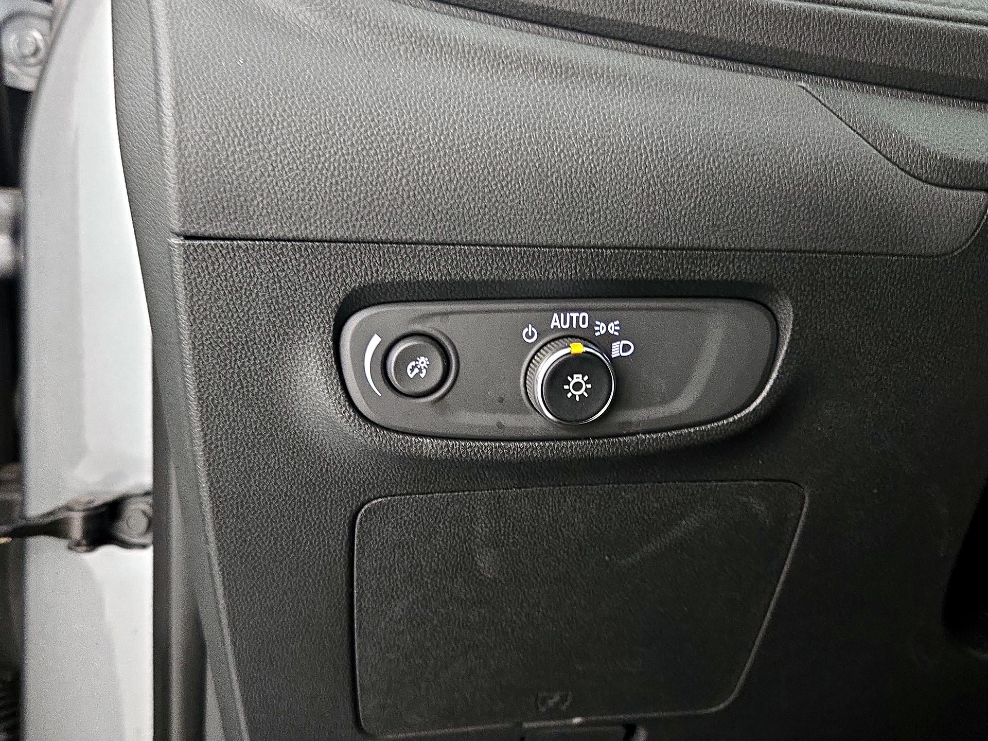 Thumbnail: 2025 Buick Encore GX - 13