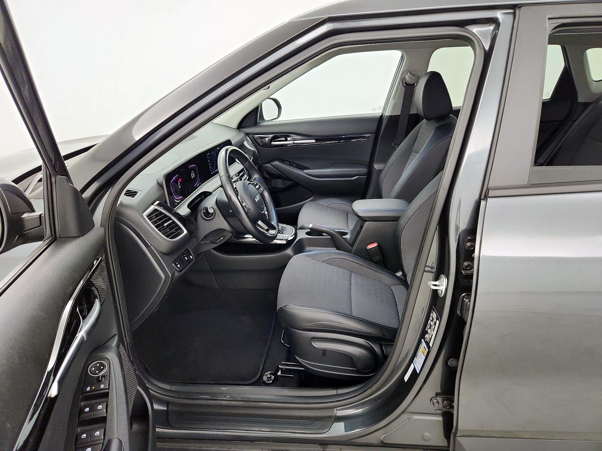 Thumbnail: 2025 Kia Seltos - 11