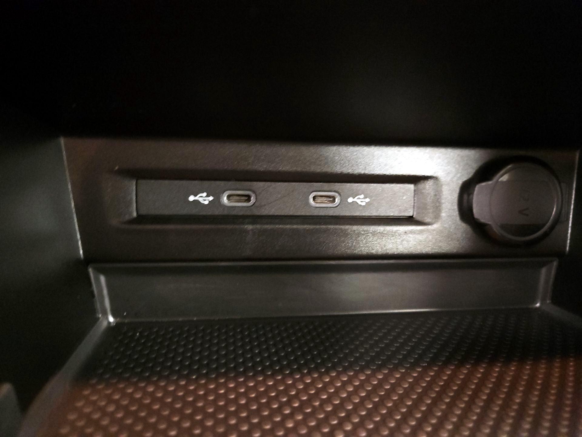 Thumbnail: 2025 Volkswagen Taos - 18