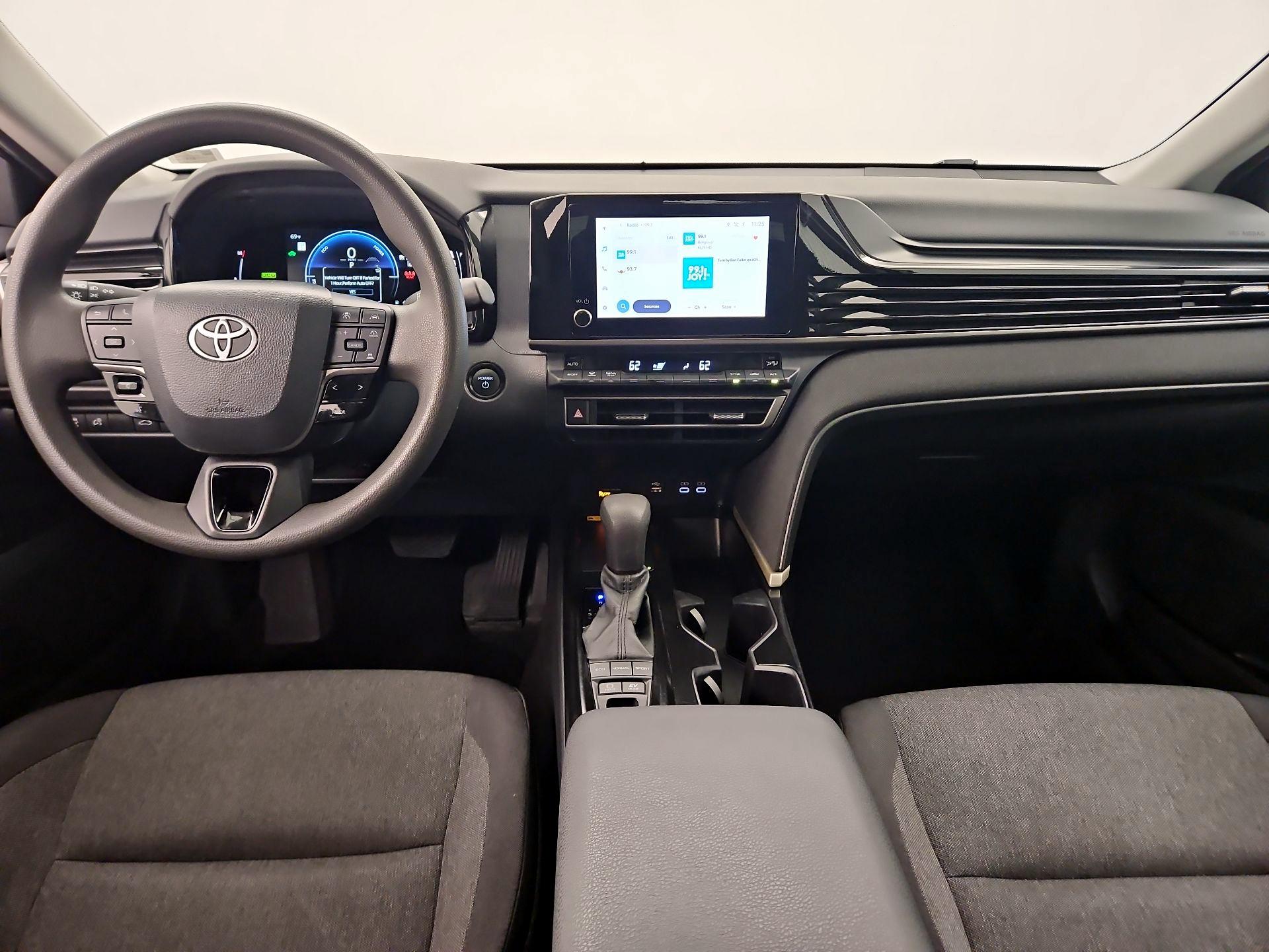 Thumbnail: 2025 Toyota Camry - 9