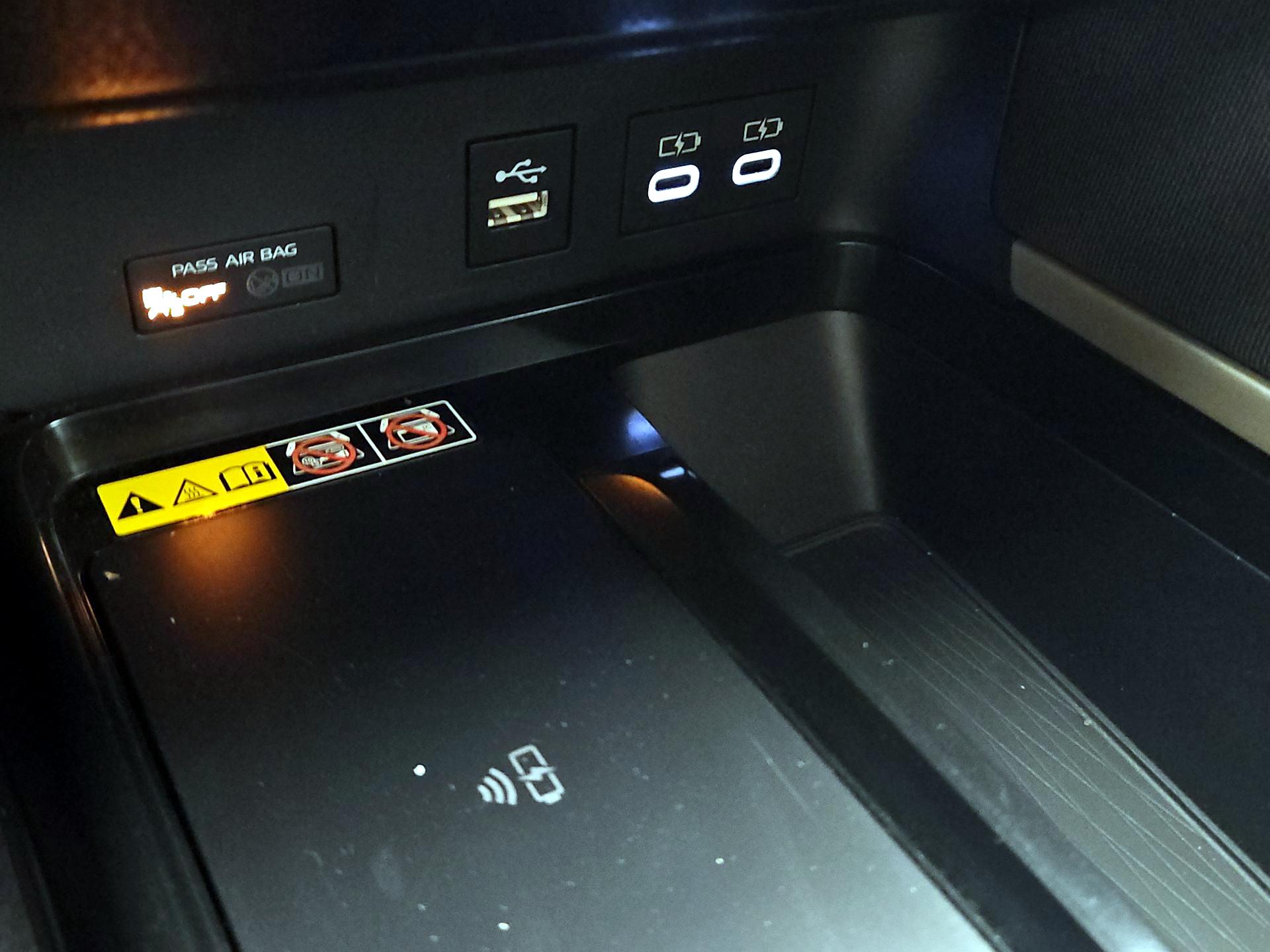 Thumbnail: 2025 Toyota Camry - 18