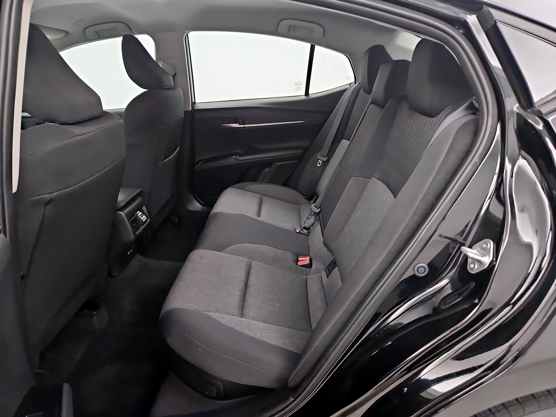 Thumbnail: 2025 Toyota Camry - 19