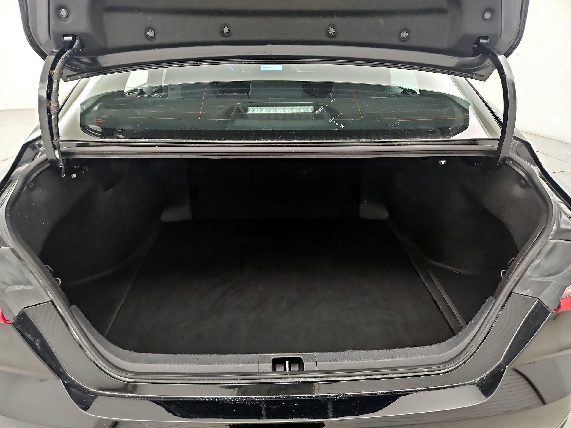 Thumbnail: 2025 Toyota Camry - 20