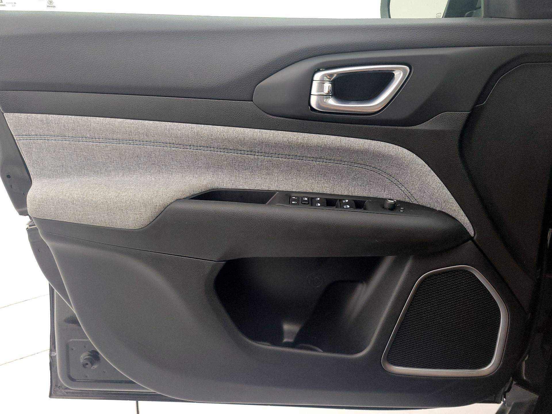 Thumbnail: 2025 Jeep Compass - 12