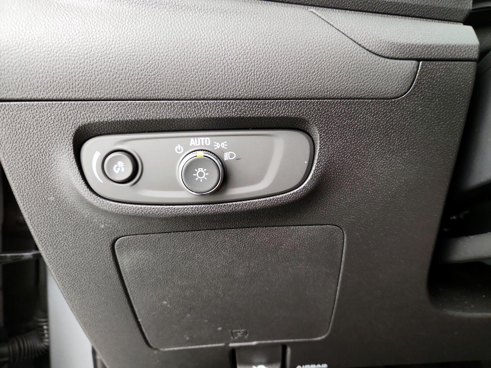 Thumbnail: 2025 Buick Encore GX - 13