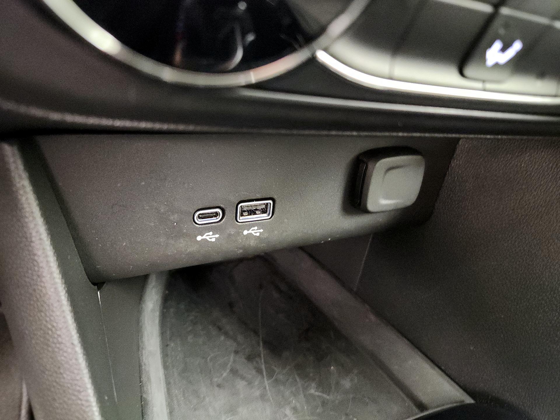 Thumbnail: 2025 Buick Encore GX - 18